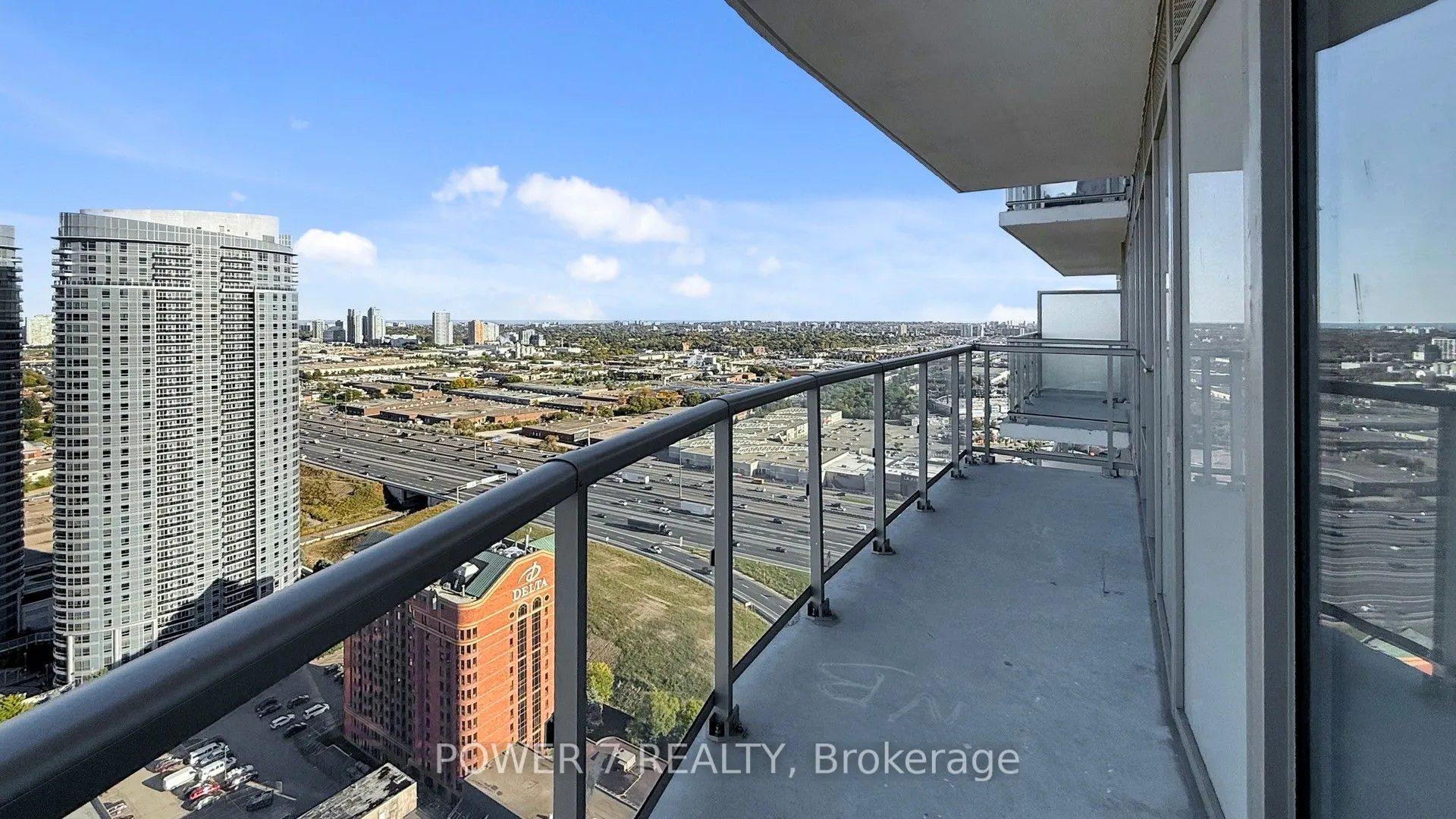 2033 Kennedy Rd Road, #3605