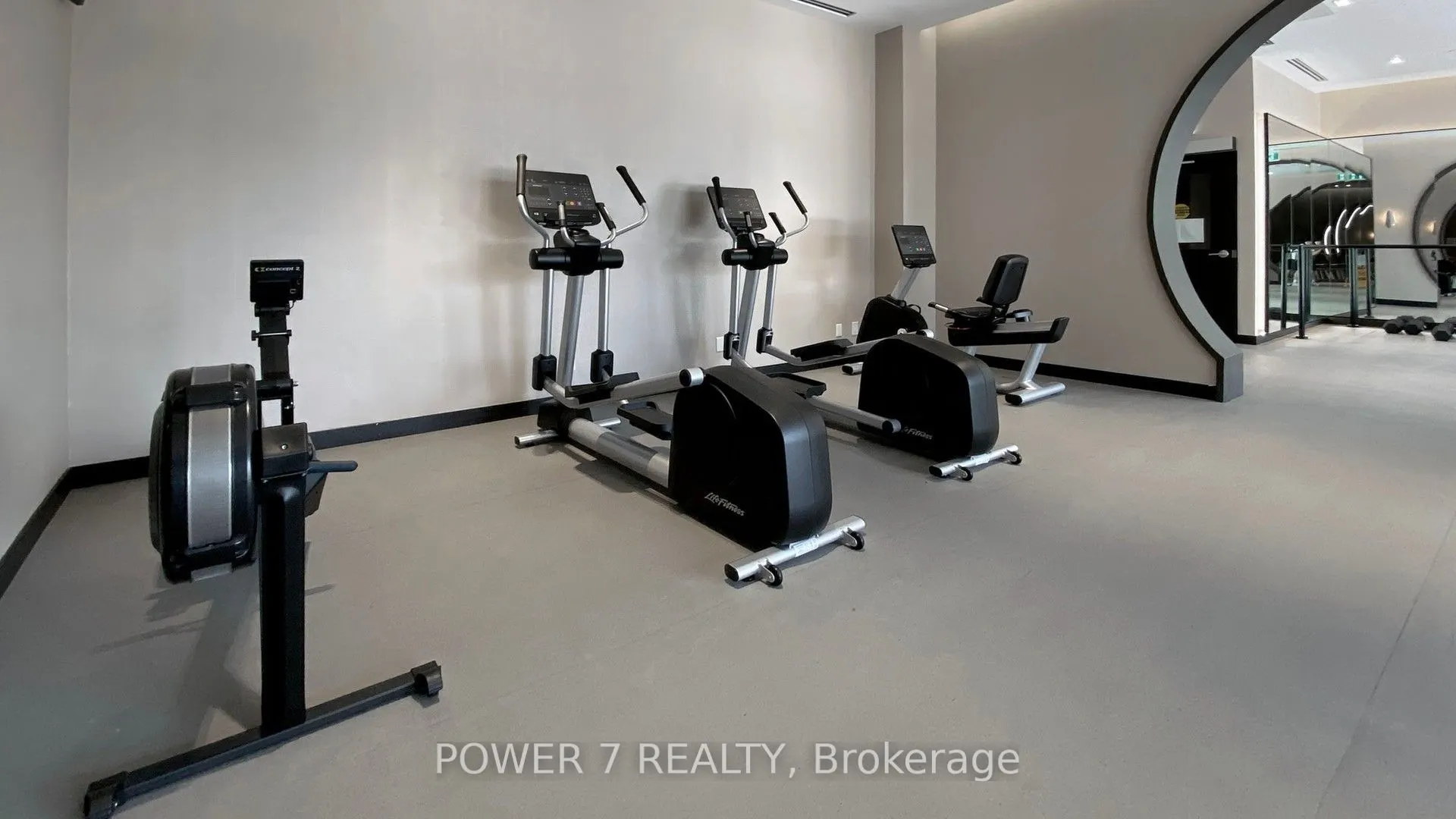 2033 Kennedy Rd Road, #3605