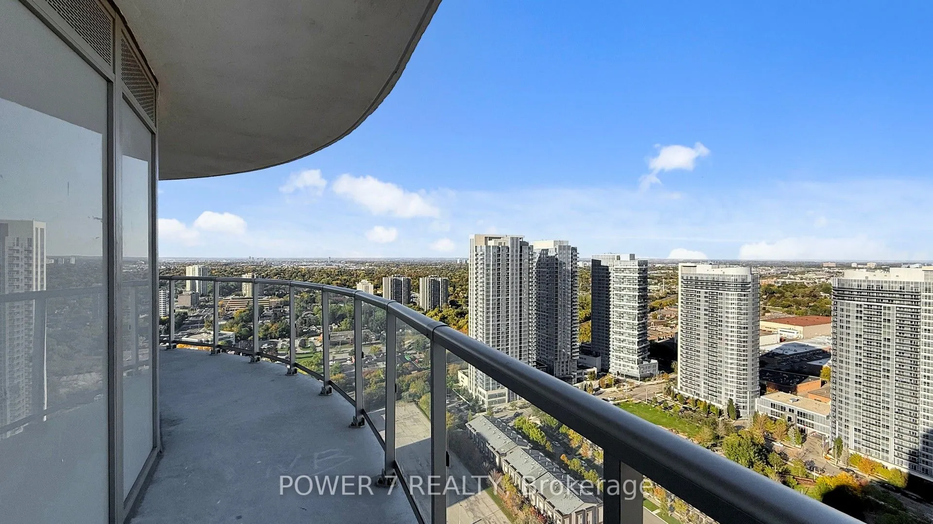 2033 Kennedy Rd Road, #3605