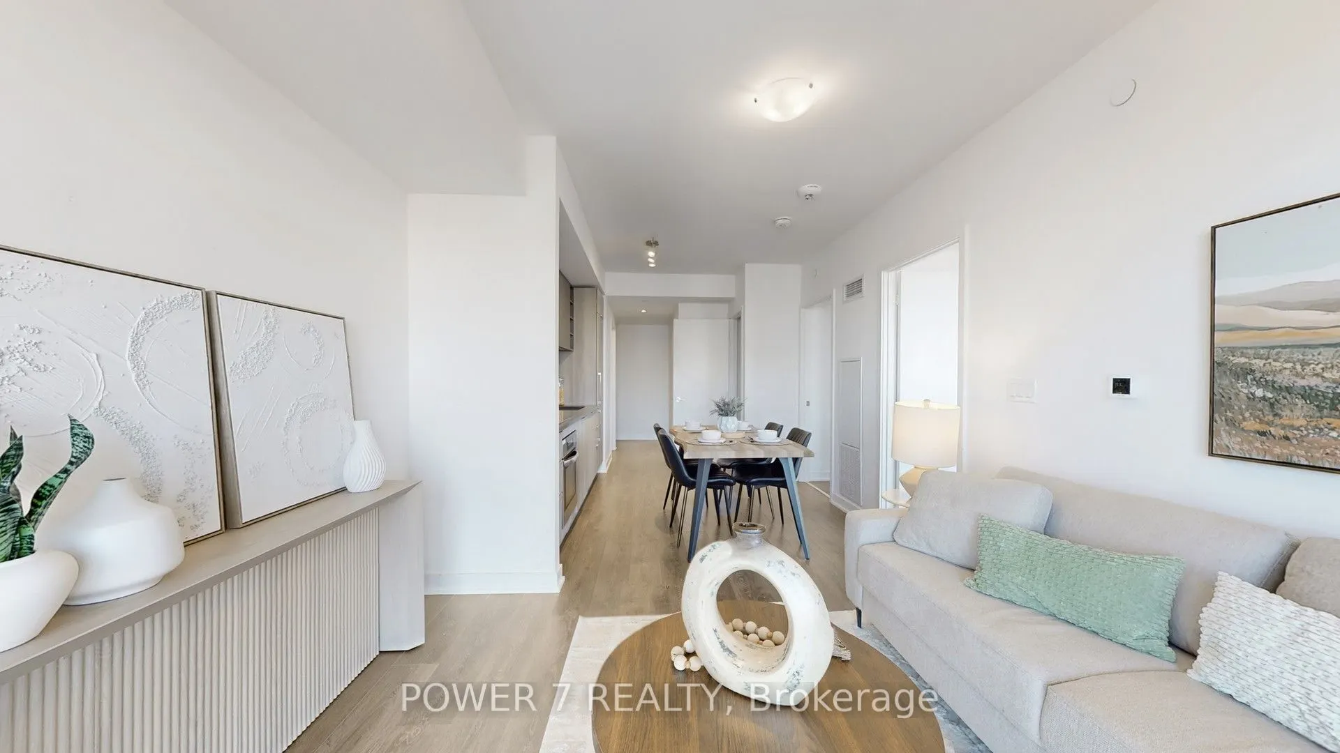 2033 Kennedy Rd Road, #3605
