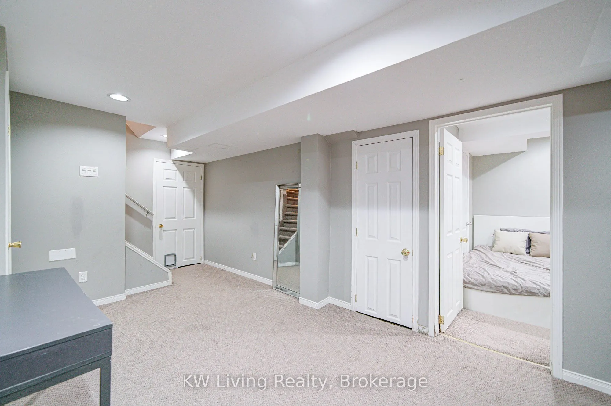 52 Moorefield Drive