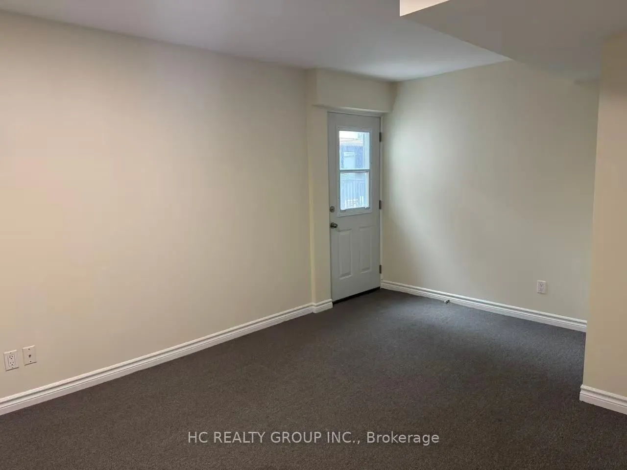 1606 Queen Street, #3
