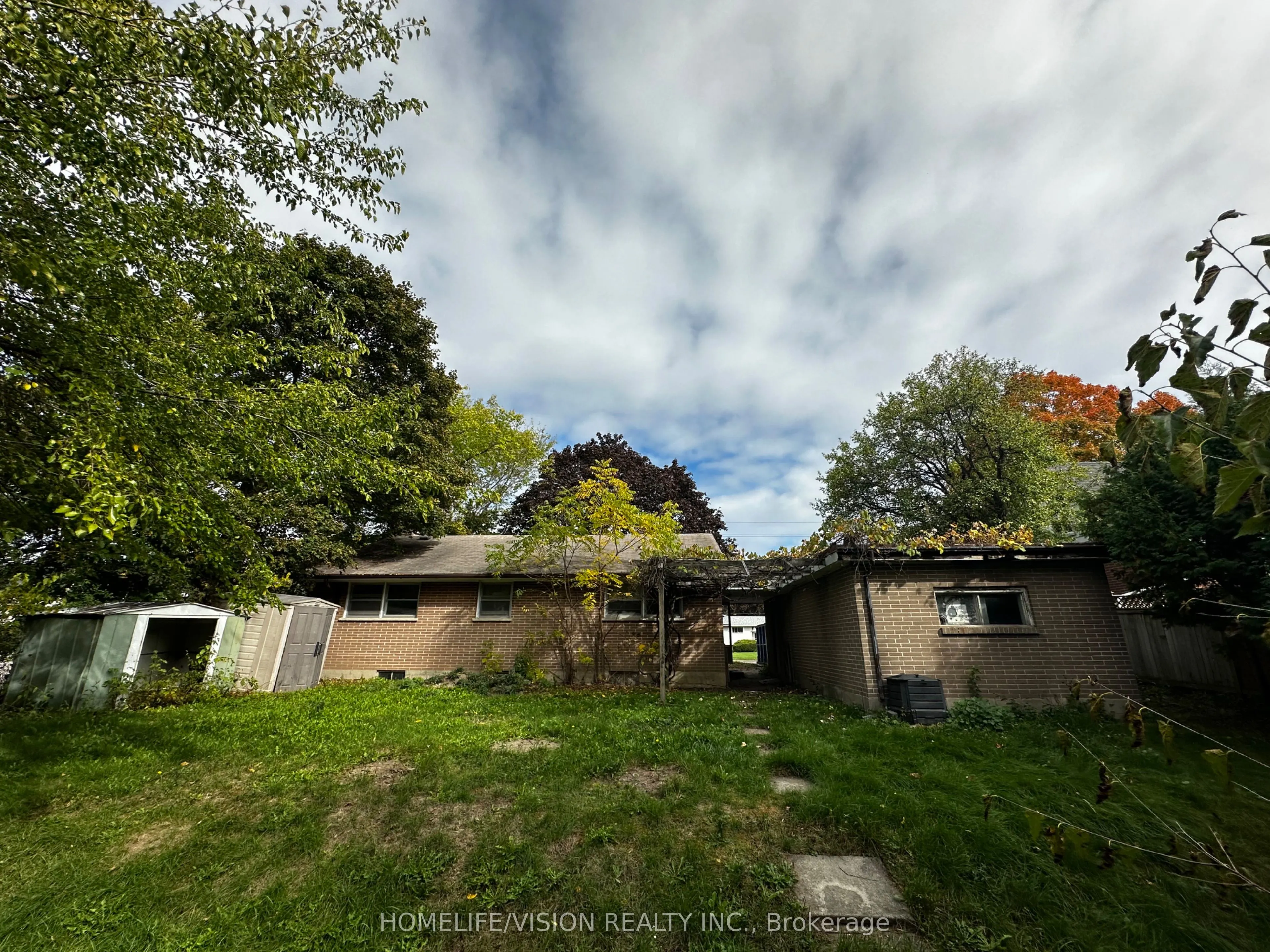 196 Garrard Road