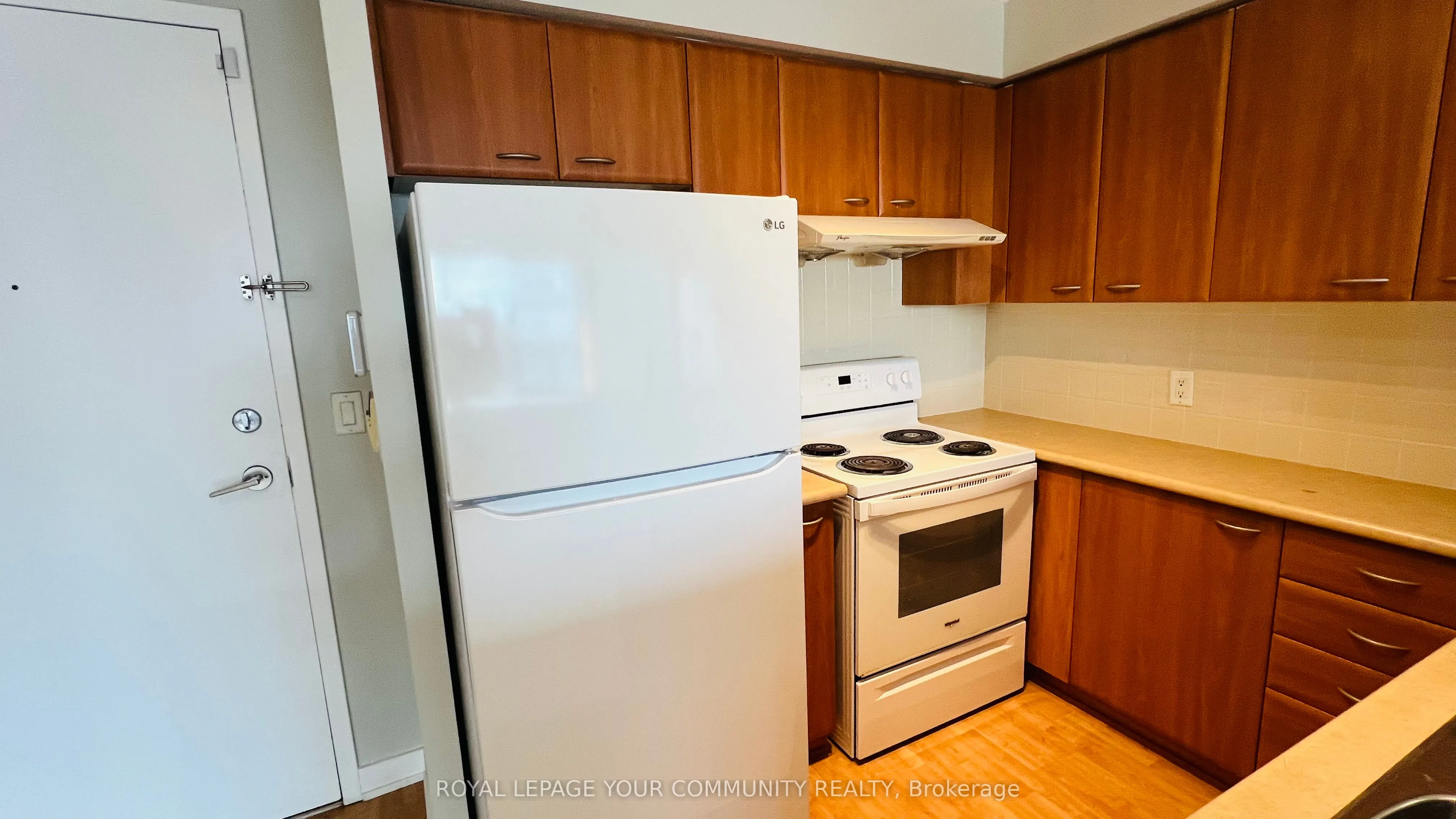38 Lee Centre Drive, #609