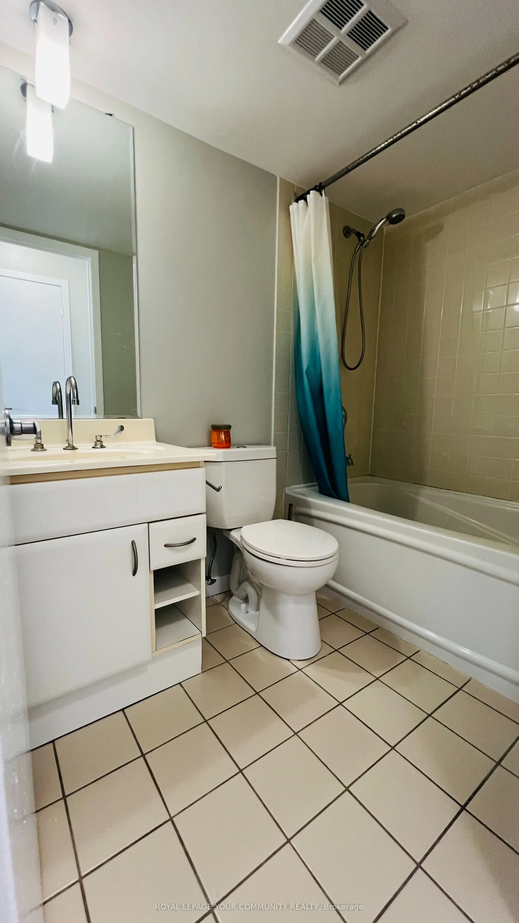 38 Lee Centre Drive, #609