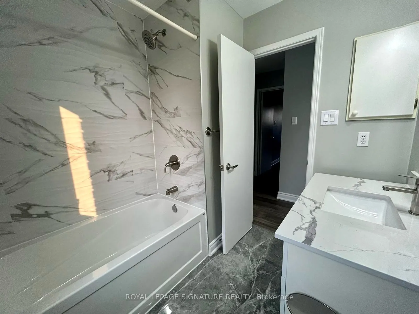 1176 Beaver Valley Crescent