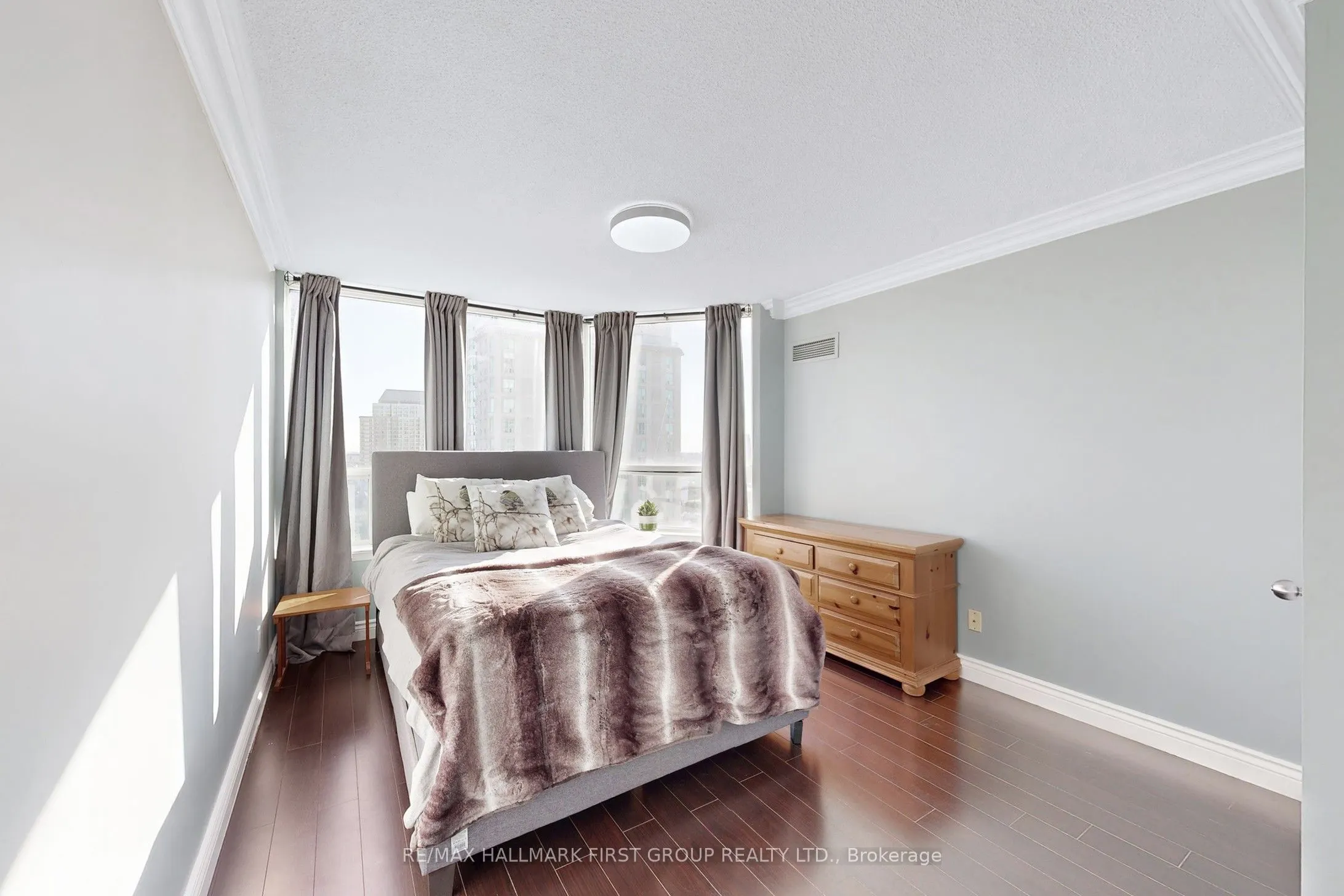 88 Corporate Drive, #1520