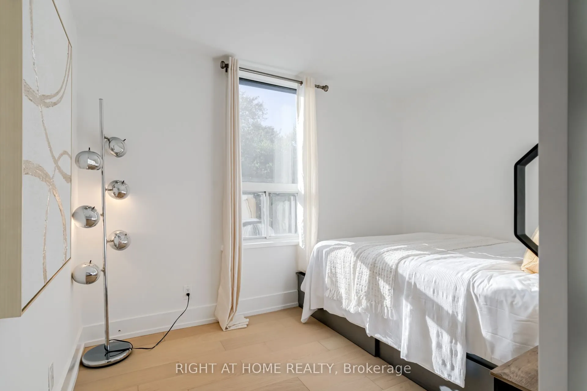 84 Boultbee Avenue
