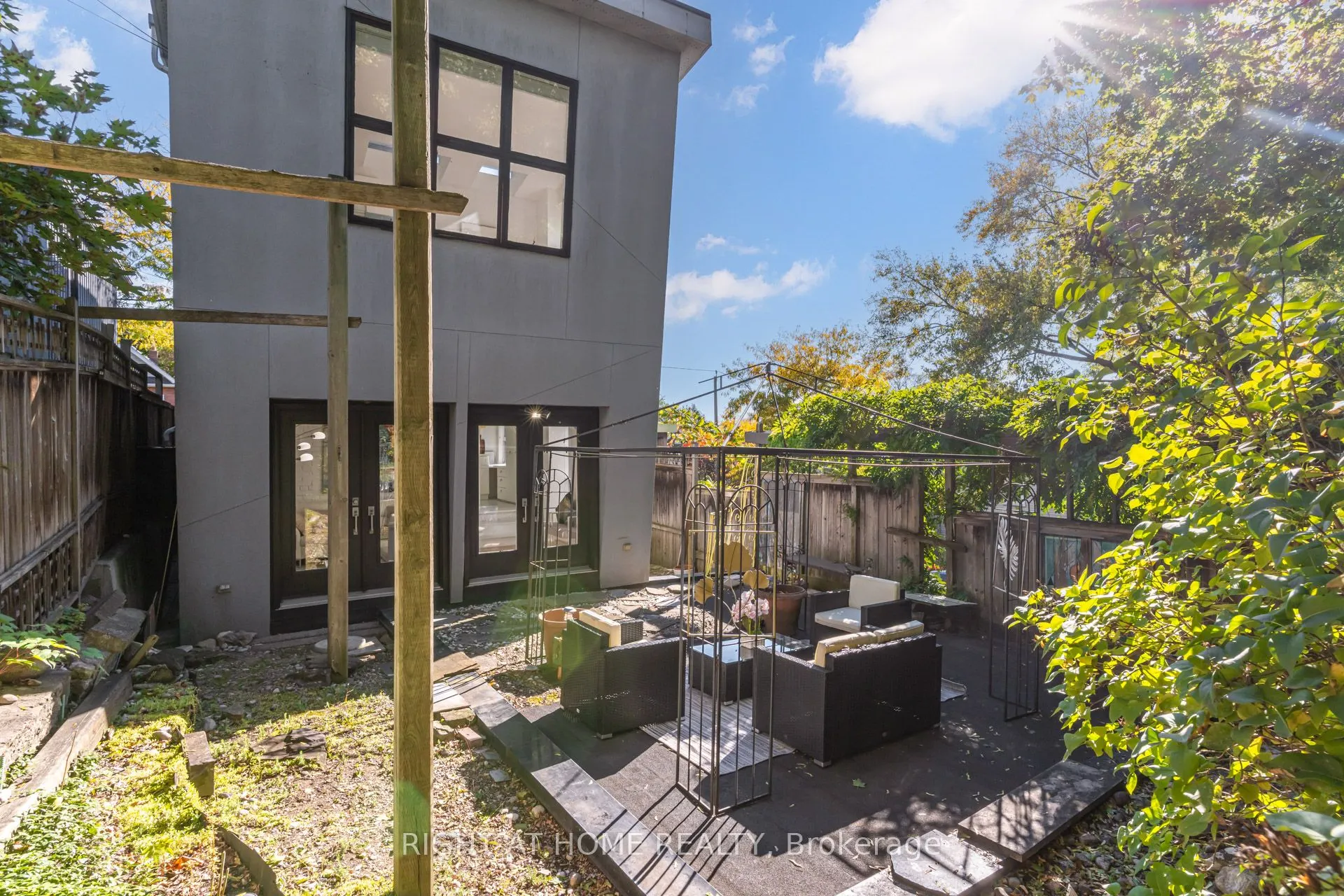 84 Boultbee Avenue