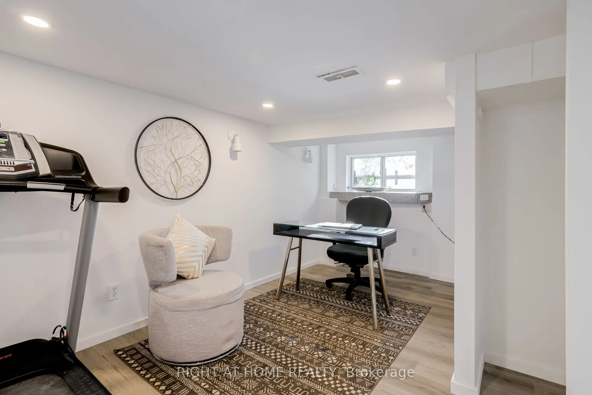 84 Boultbee Avenue