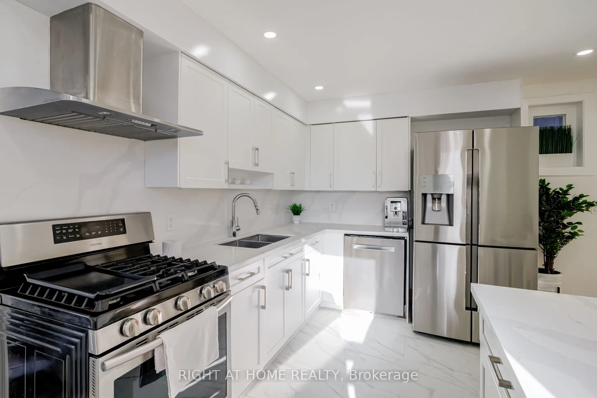 84 Boultbee Avenue
