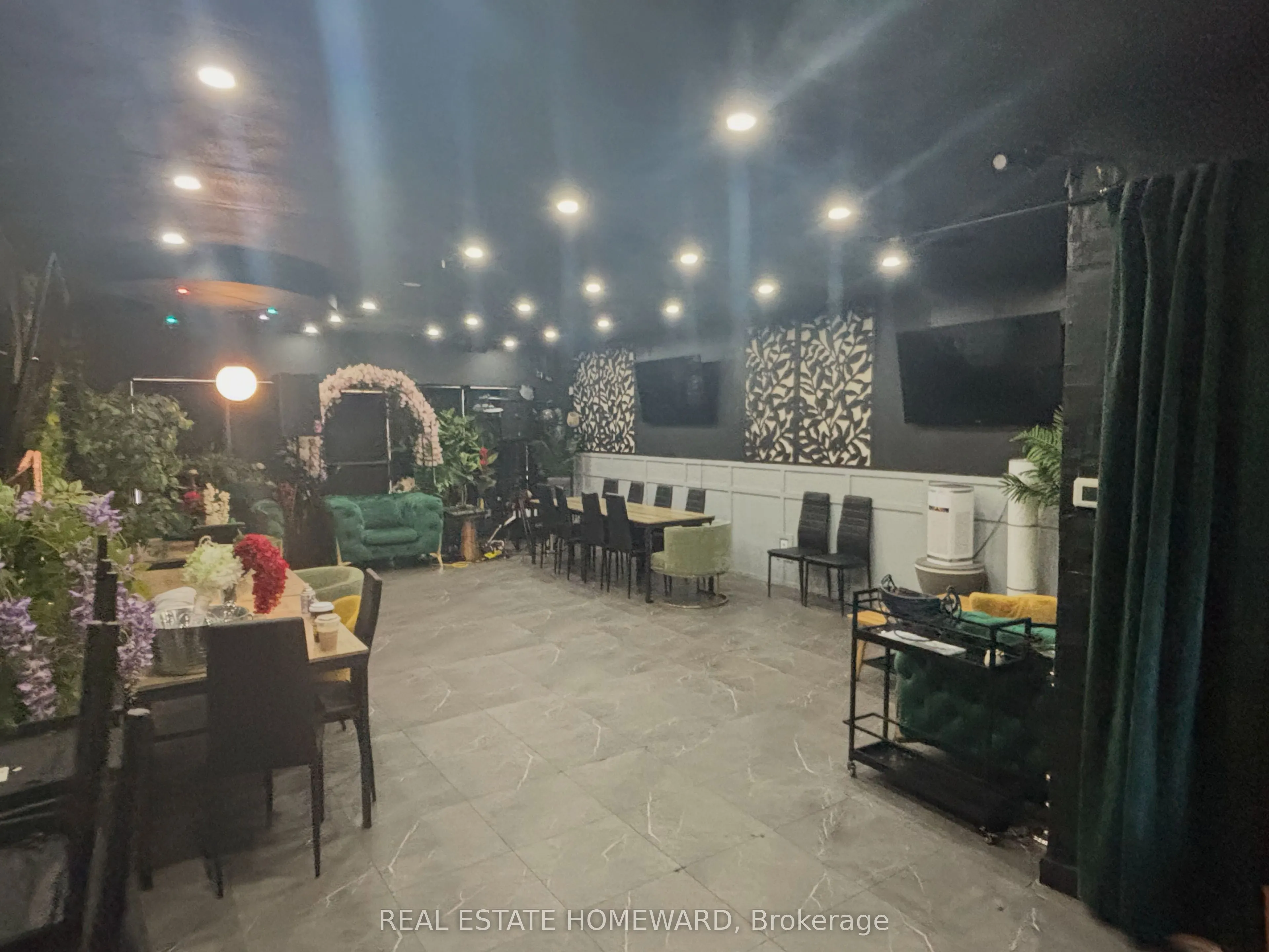 3095 Eglinton Avenue E, #5
