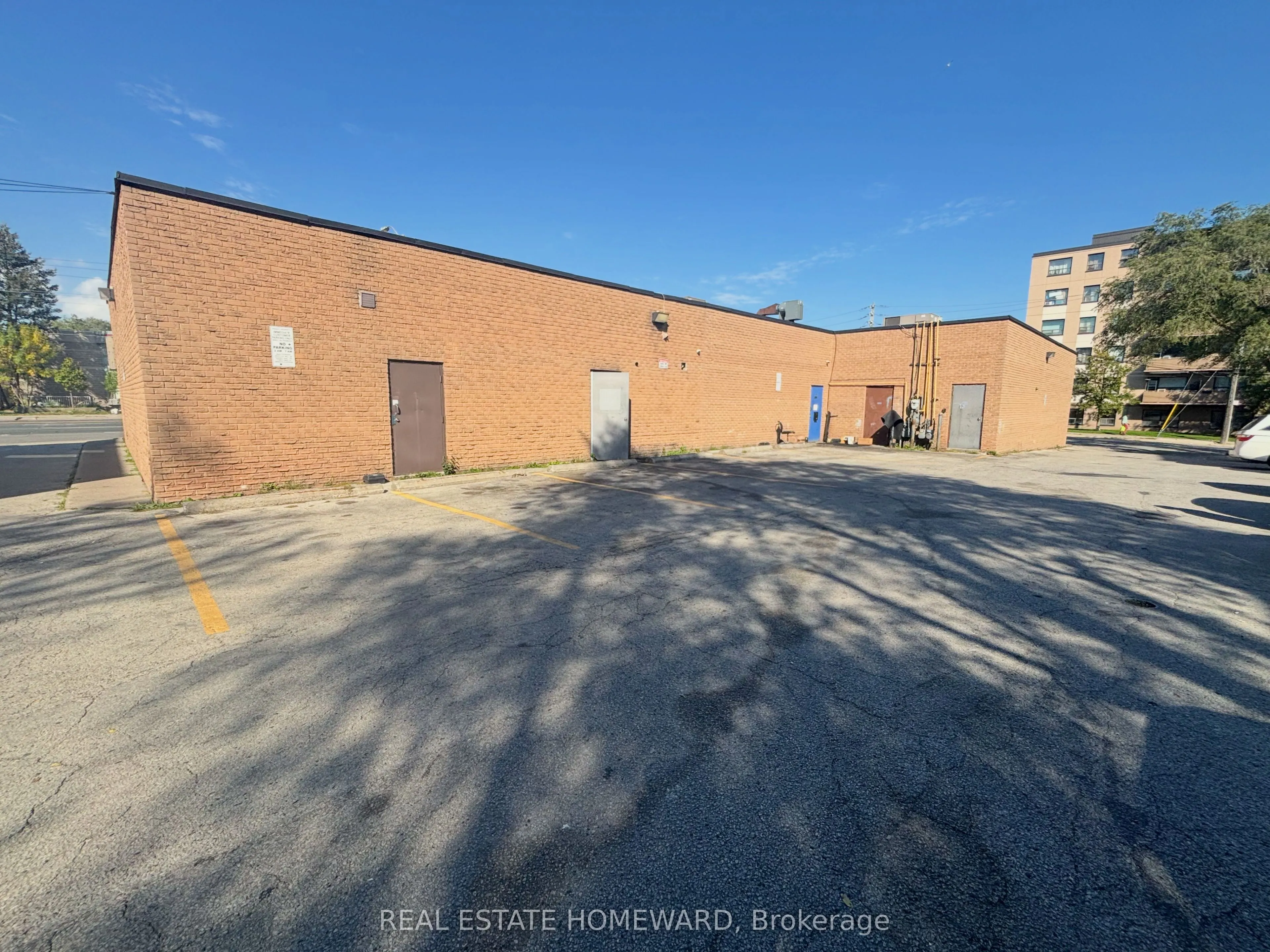 3095 Eglinton Avenue E, #5