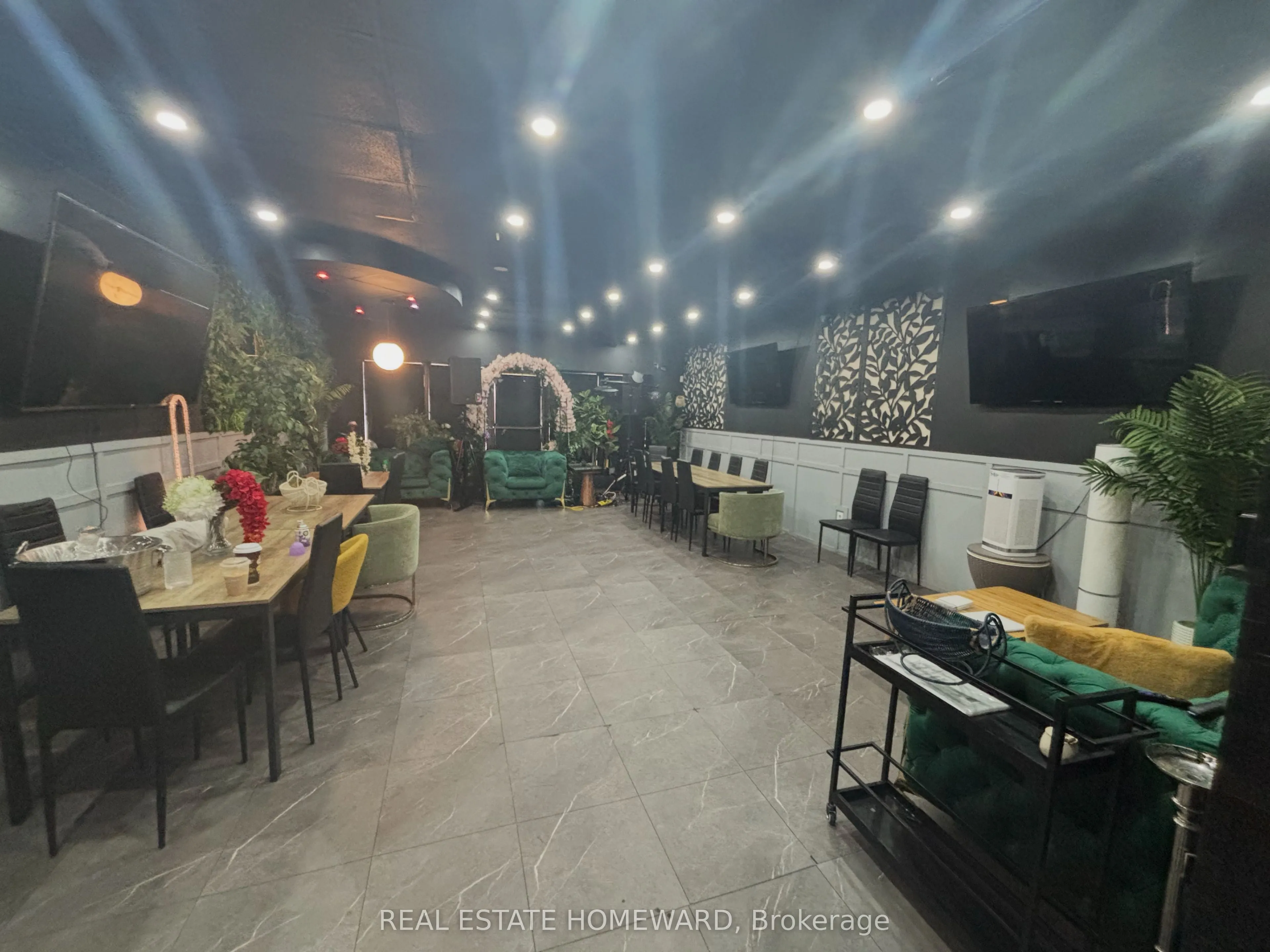3095 Eglinton Avenue E, #5
