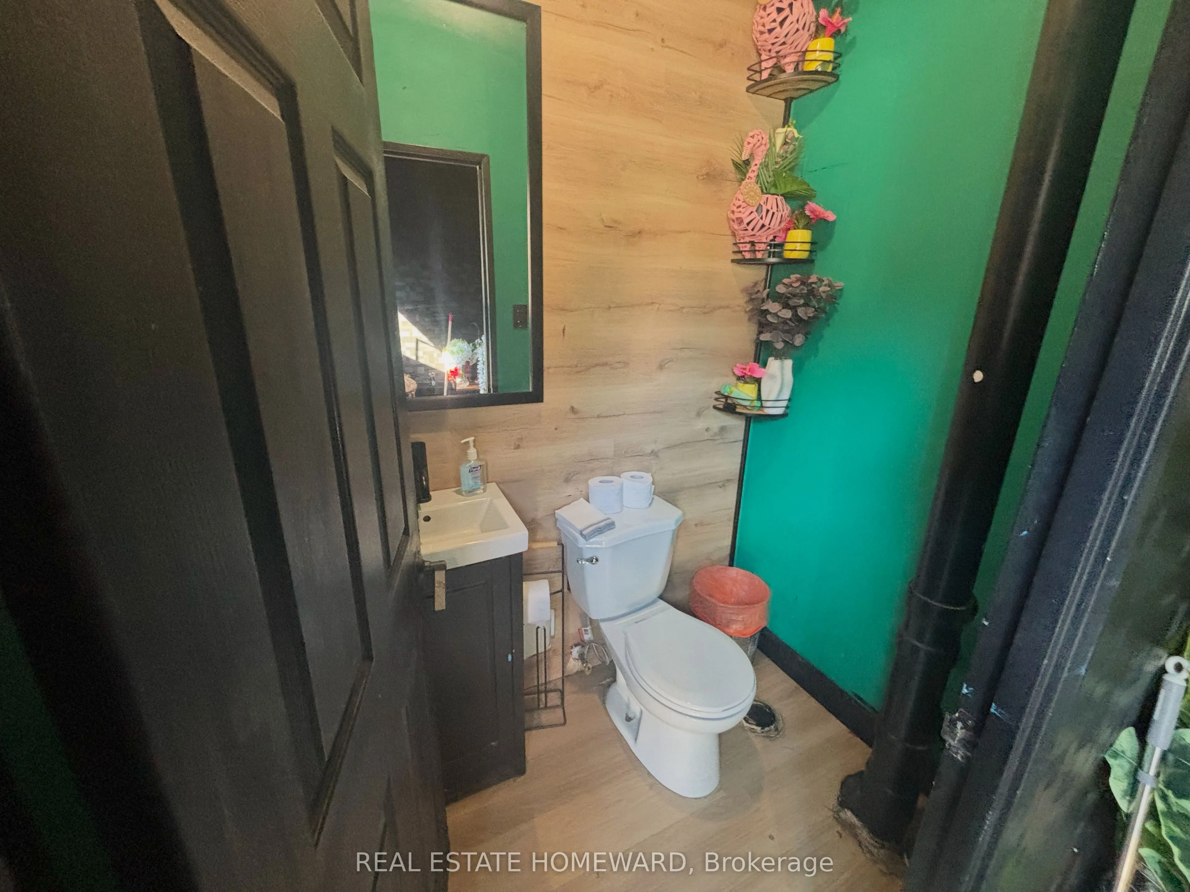 3095 Eglinton Avenue E, #5