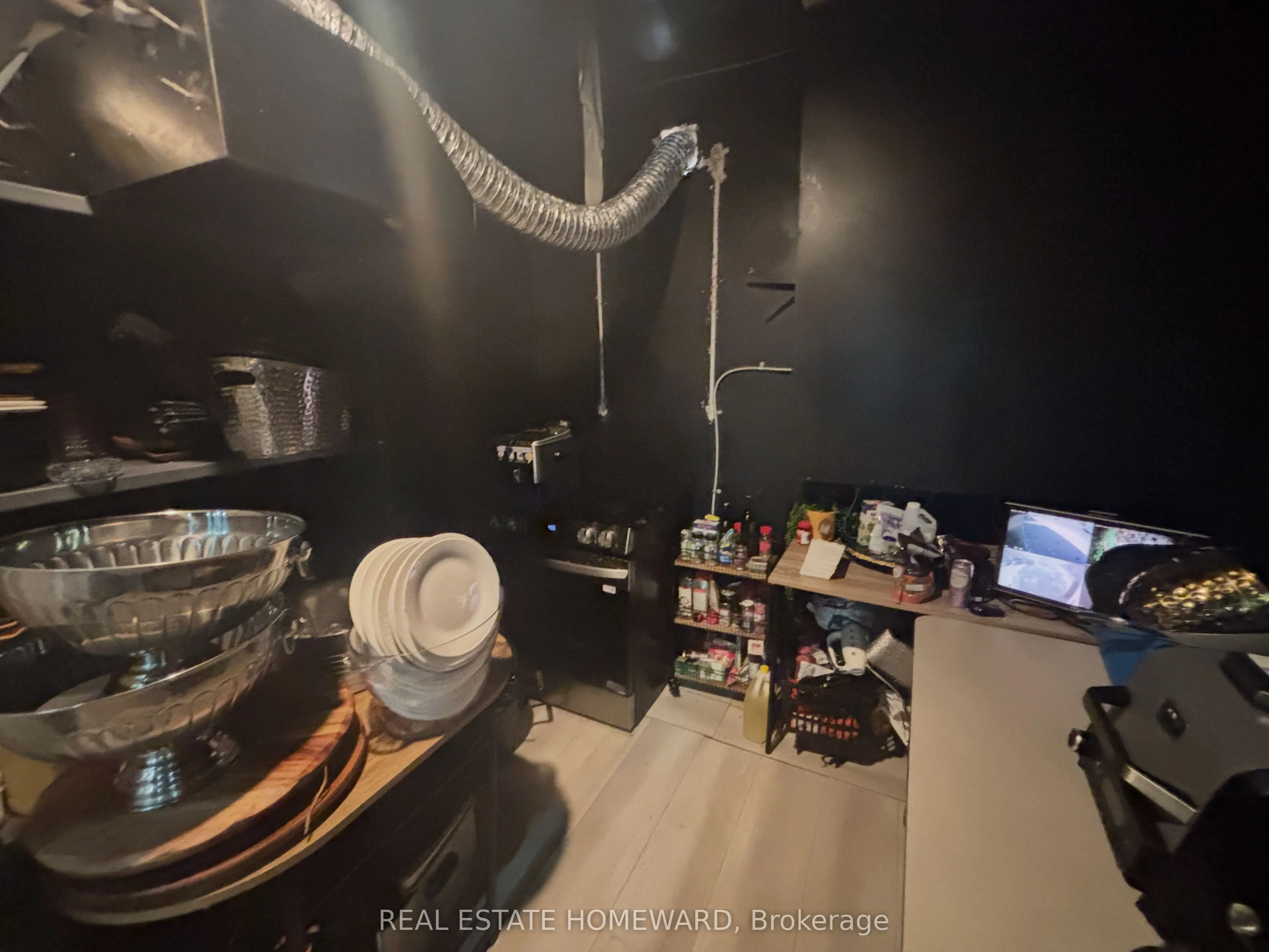 3095 Eglinton Avenue E, #5