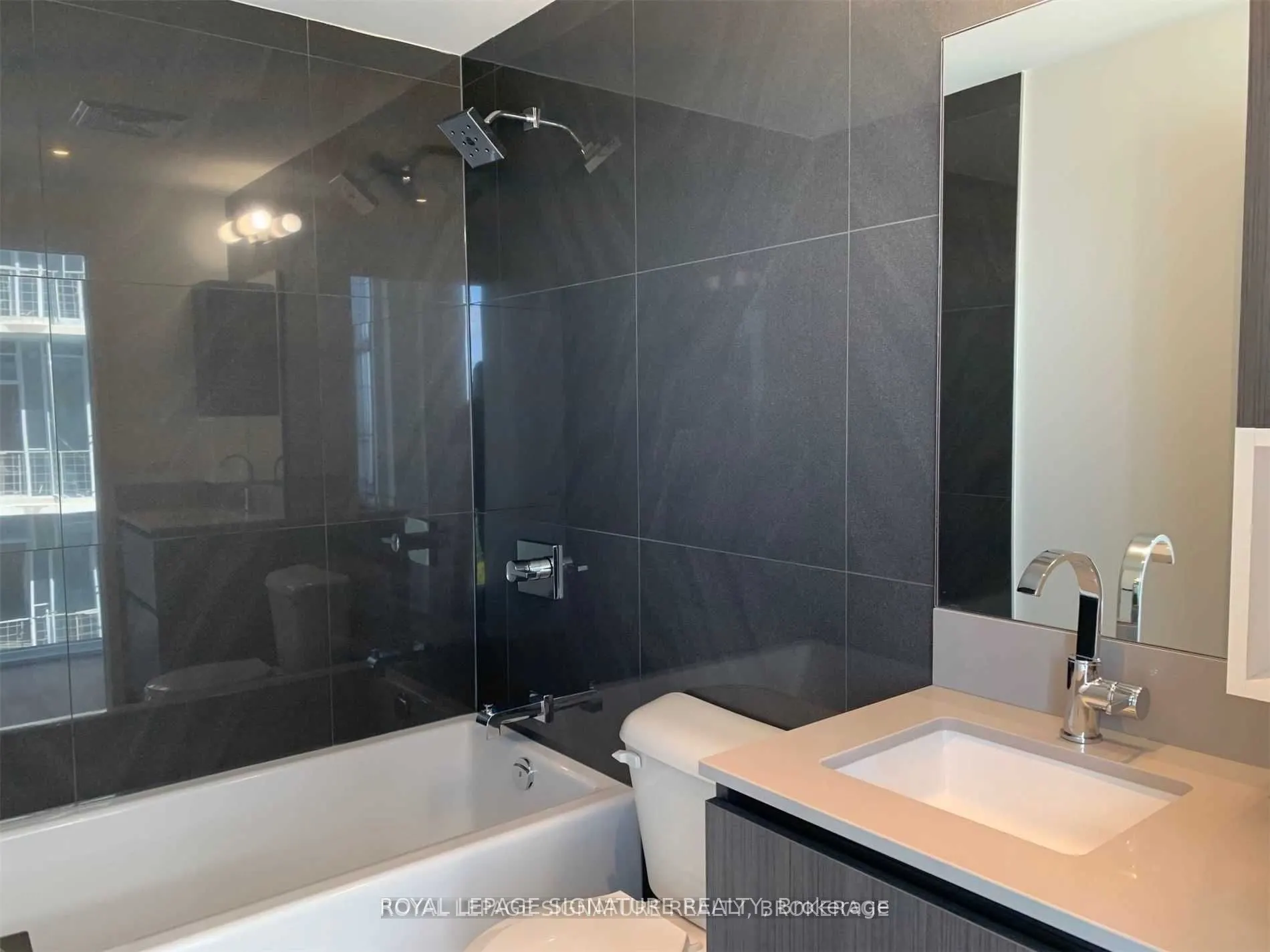 15 Baseball Place NE, #1101