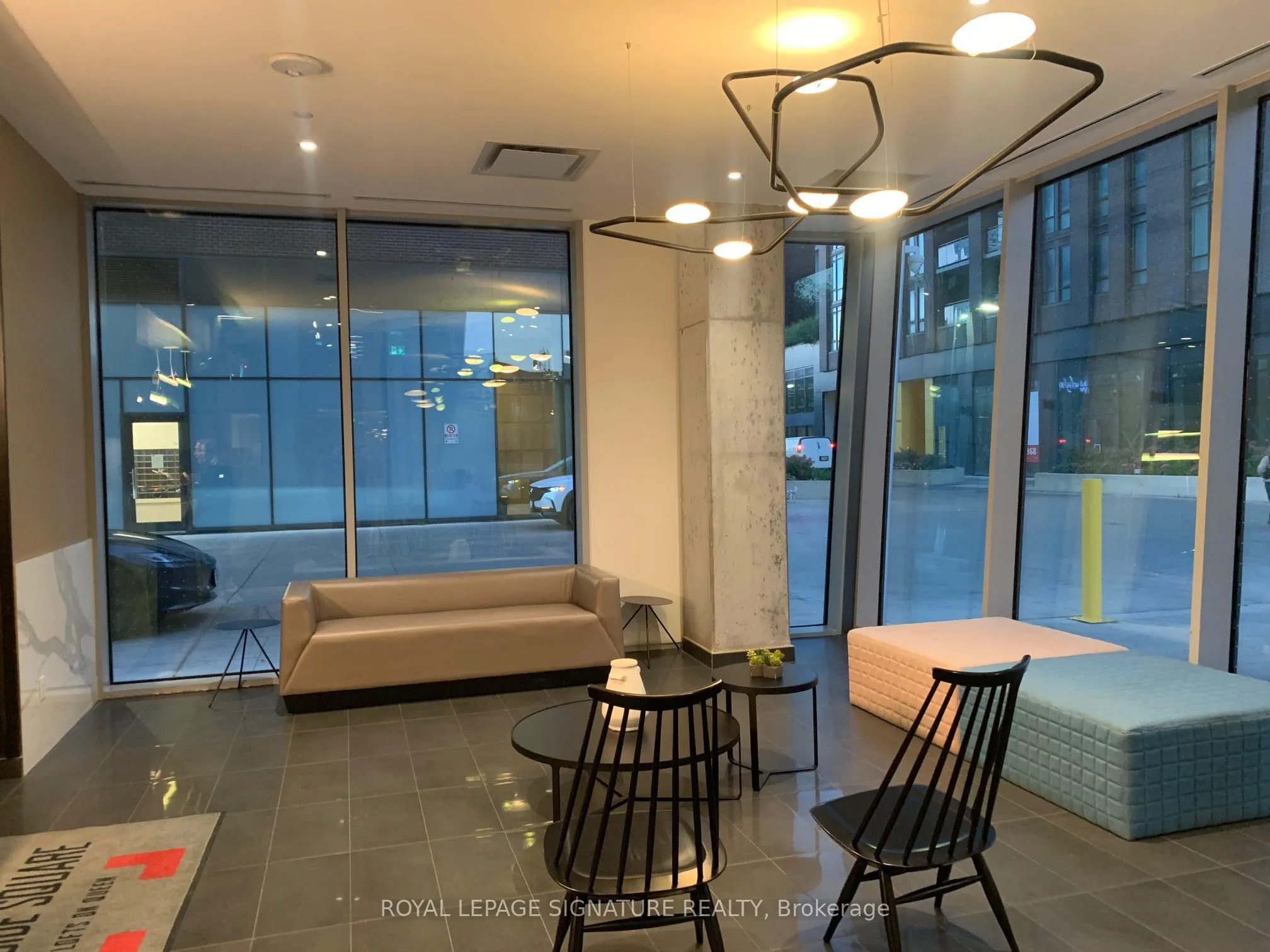 15 Baseball Place NE, #1101
