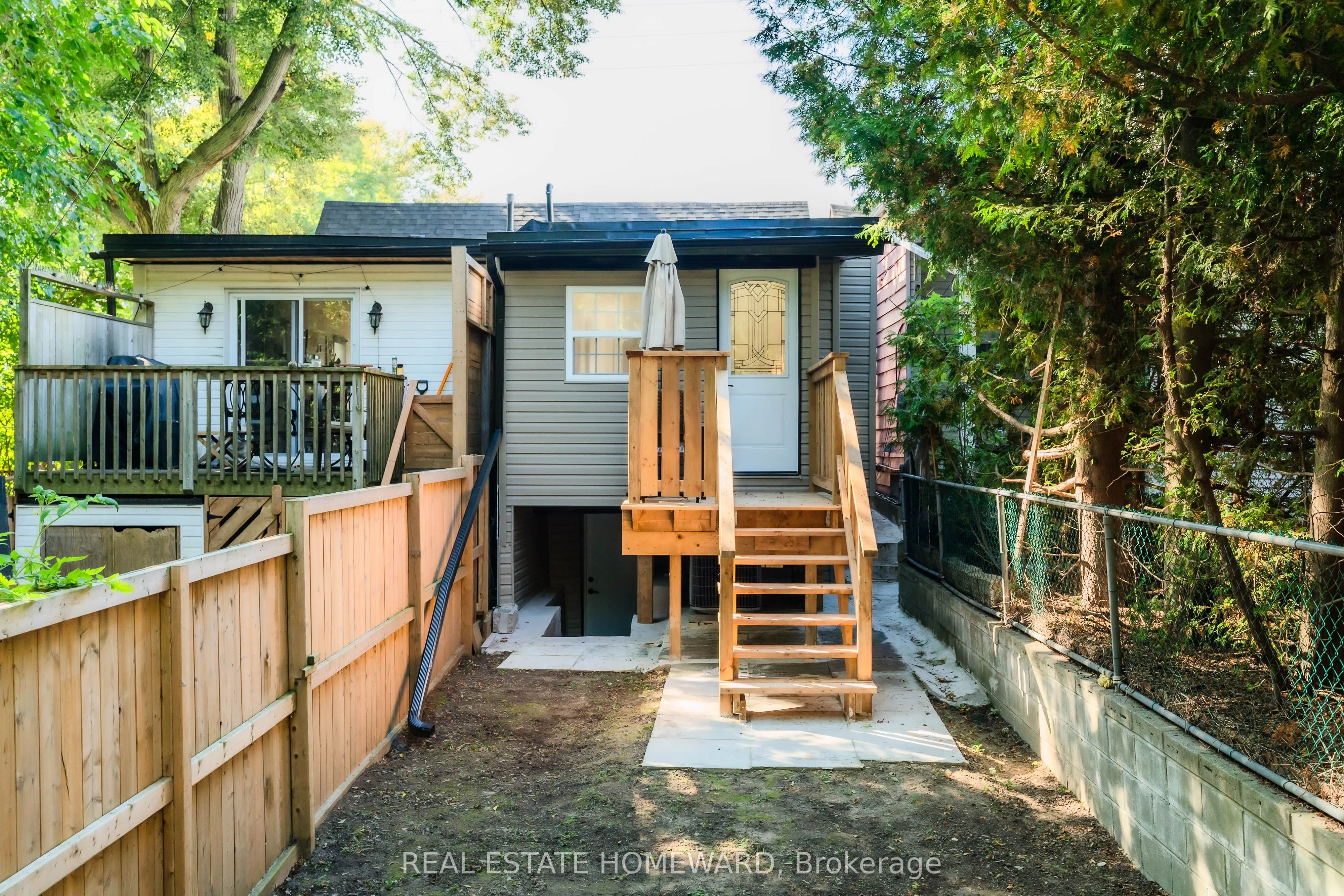 173 Coxwell Avenue