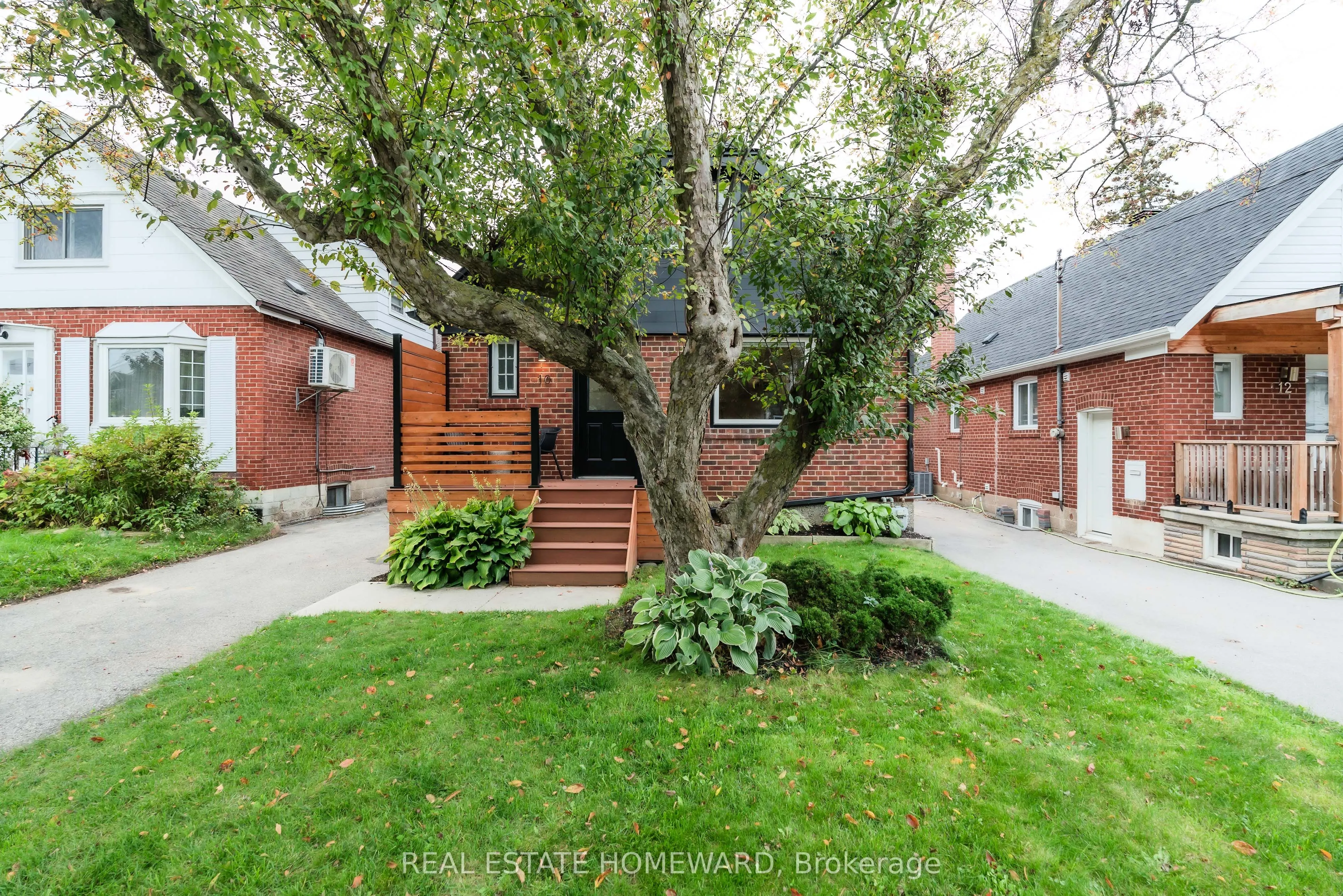 10 Norlong Boulevard