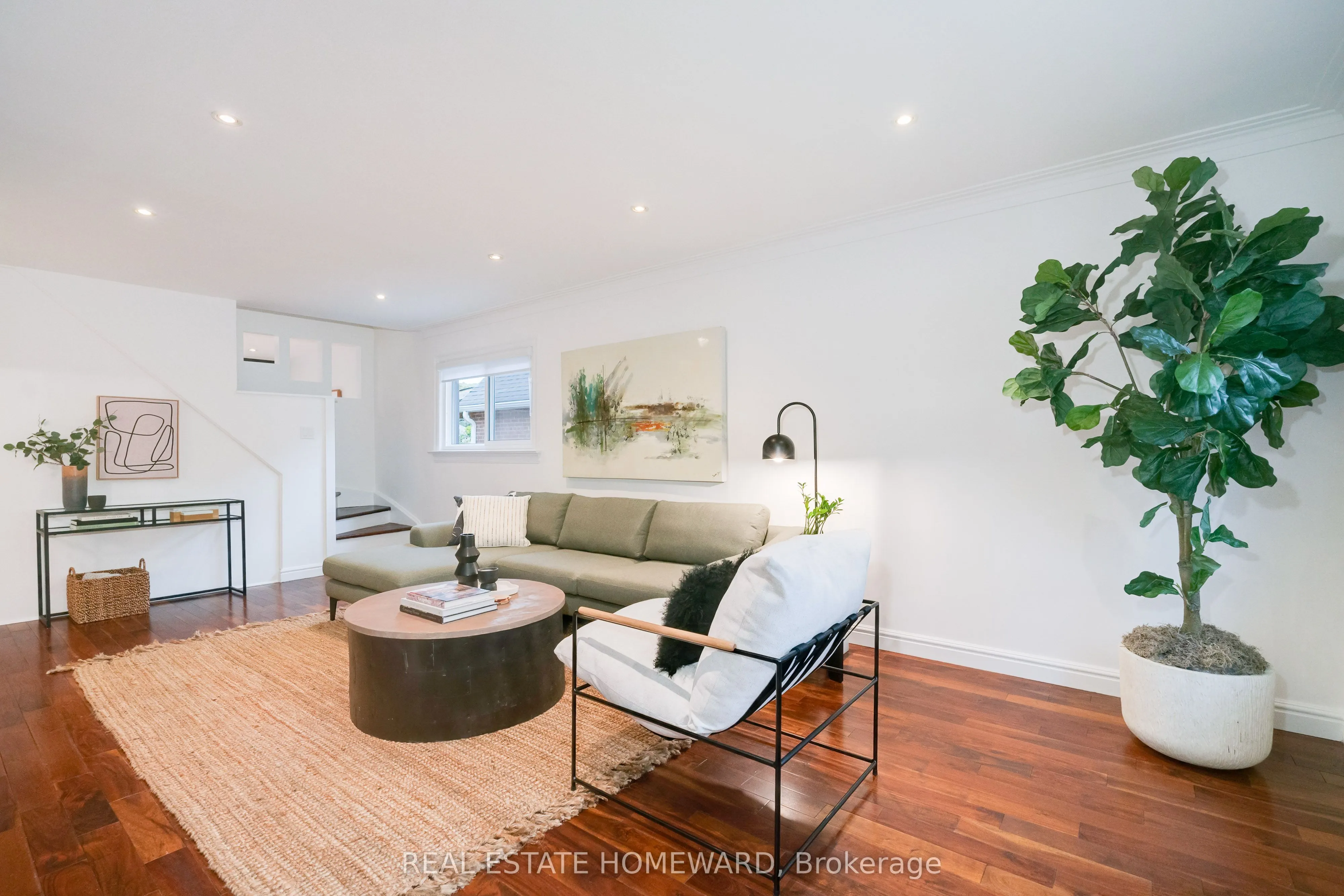 10 Norlong Boulevard