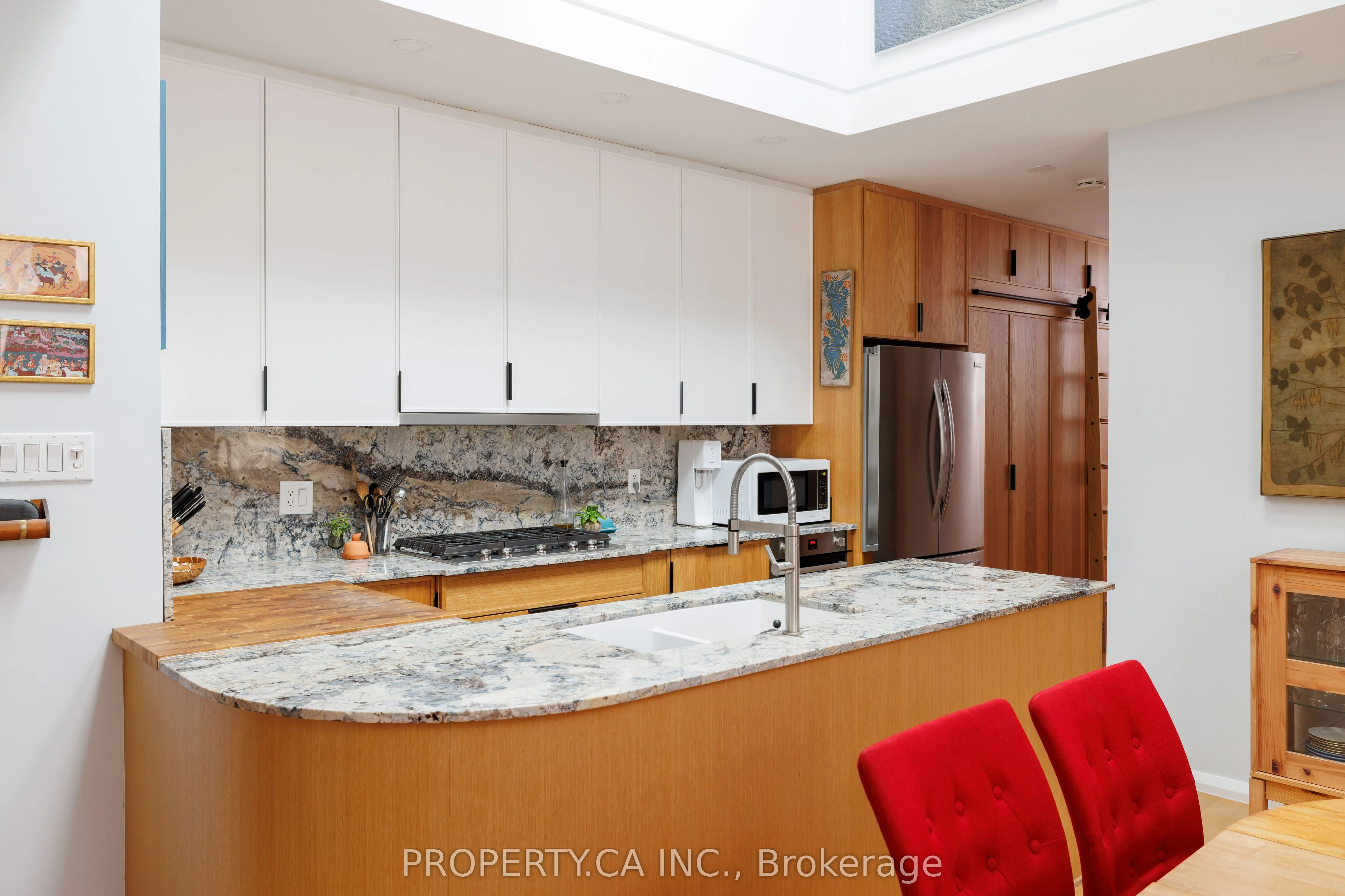 52 Wineva Avenue, #Upper