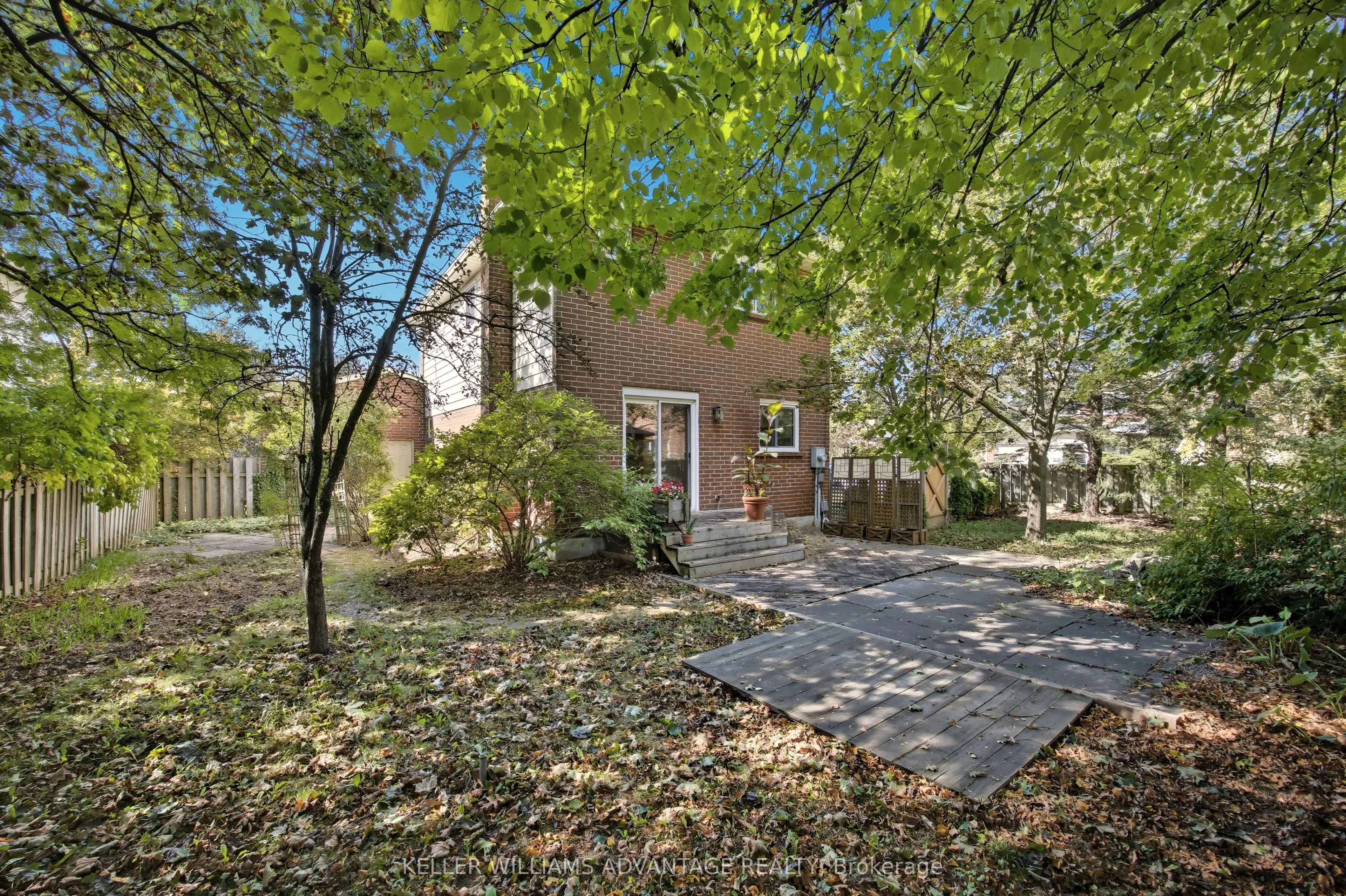 9 Blue Anchor Trail