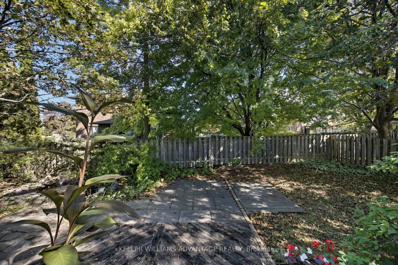 9 Blue Anchor Trail