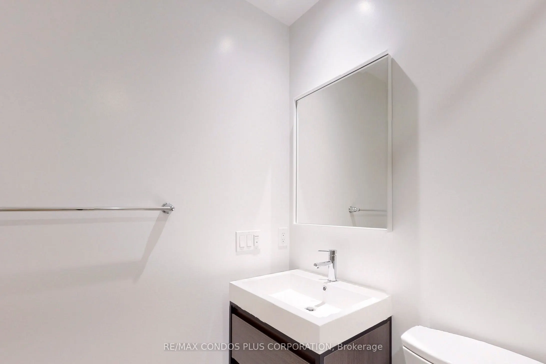 150 Logan Avenue, #305