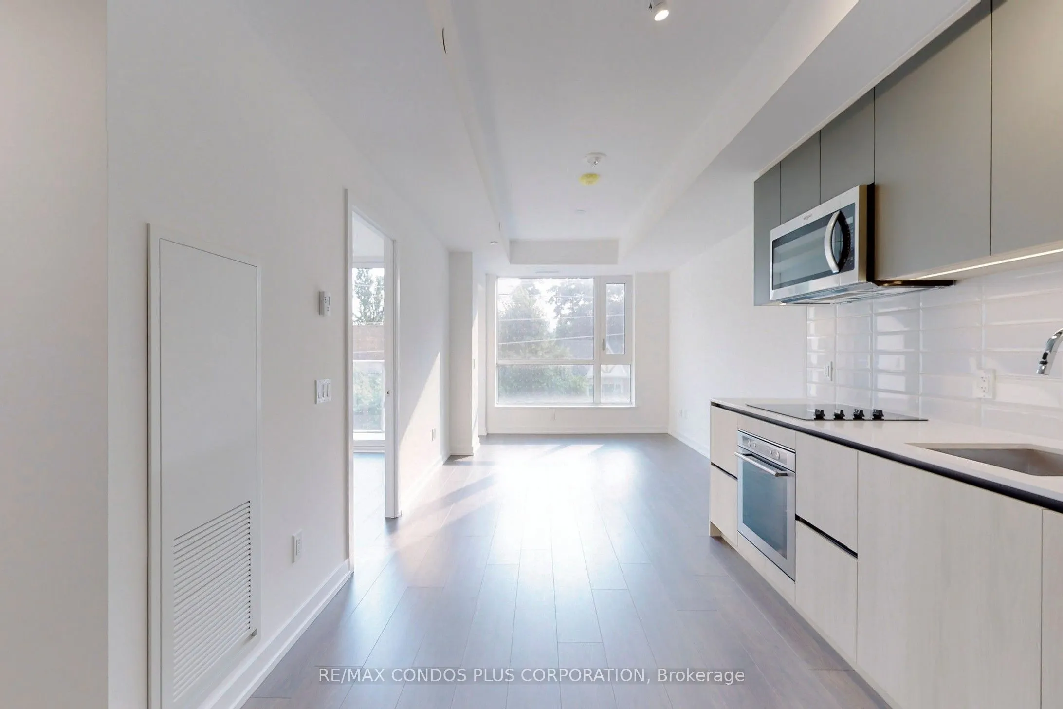 150 Logan Avenue, #305