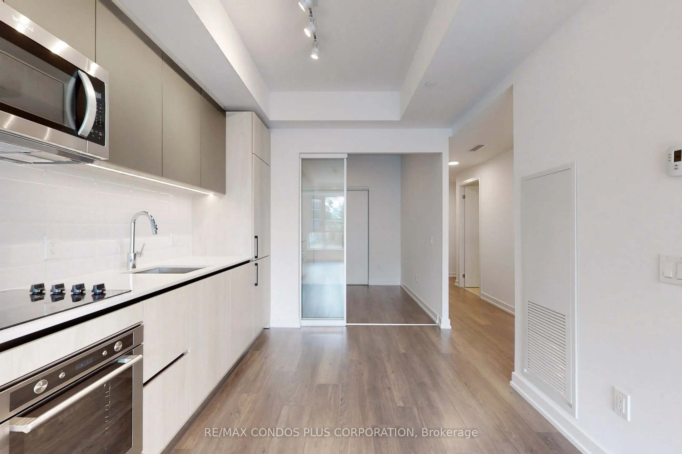 150 Logan Avenue, #305
