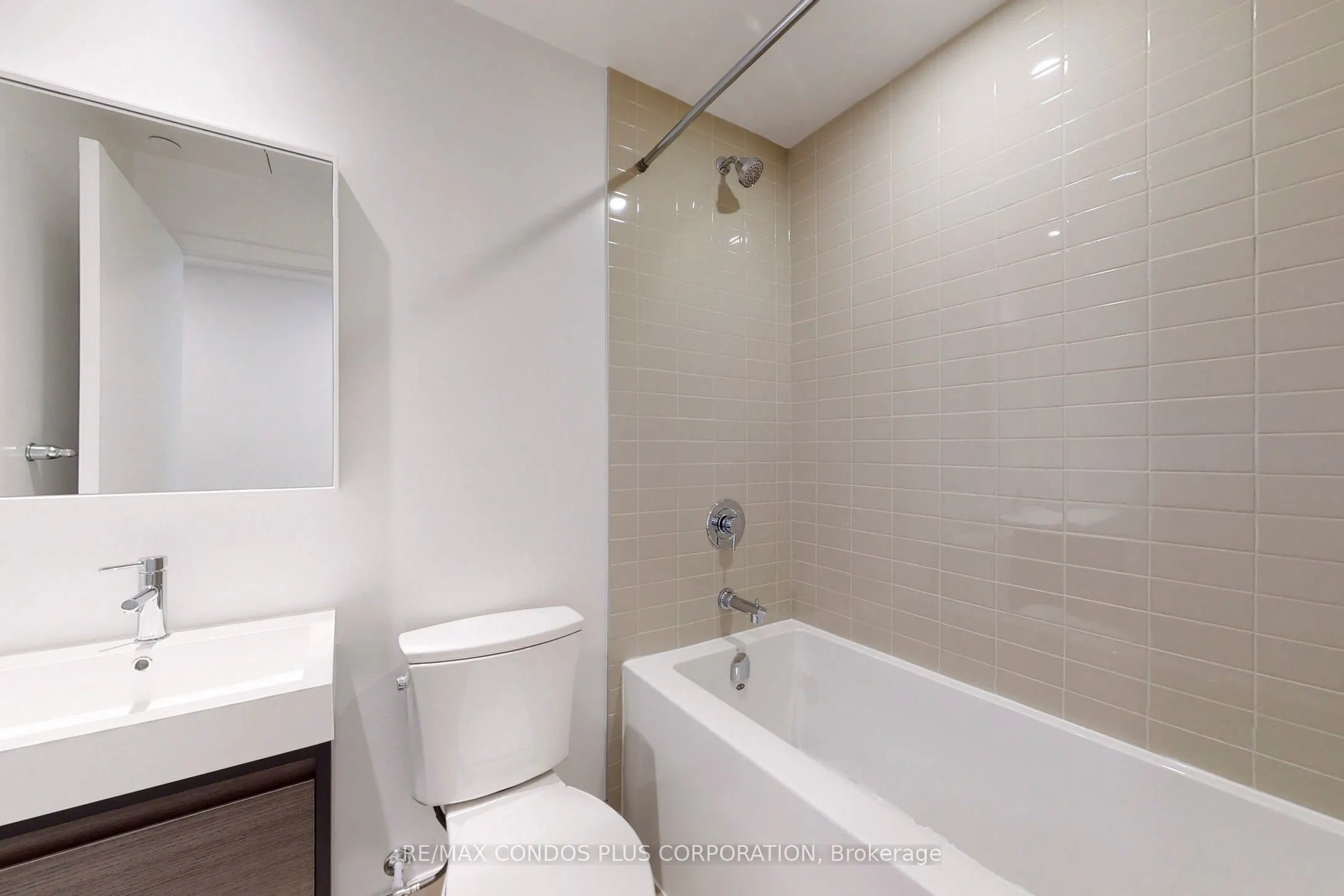150 Logan Avenue, #305