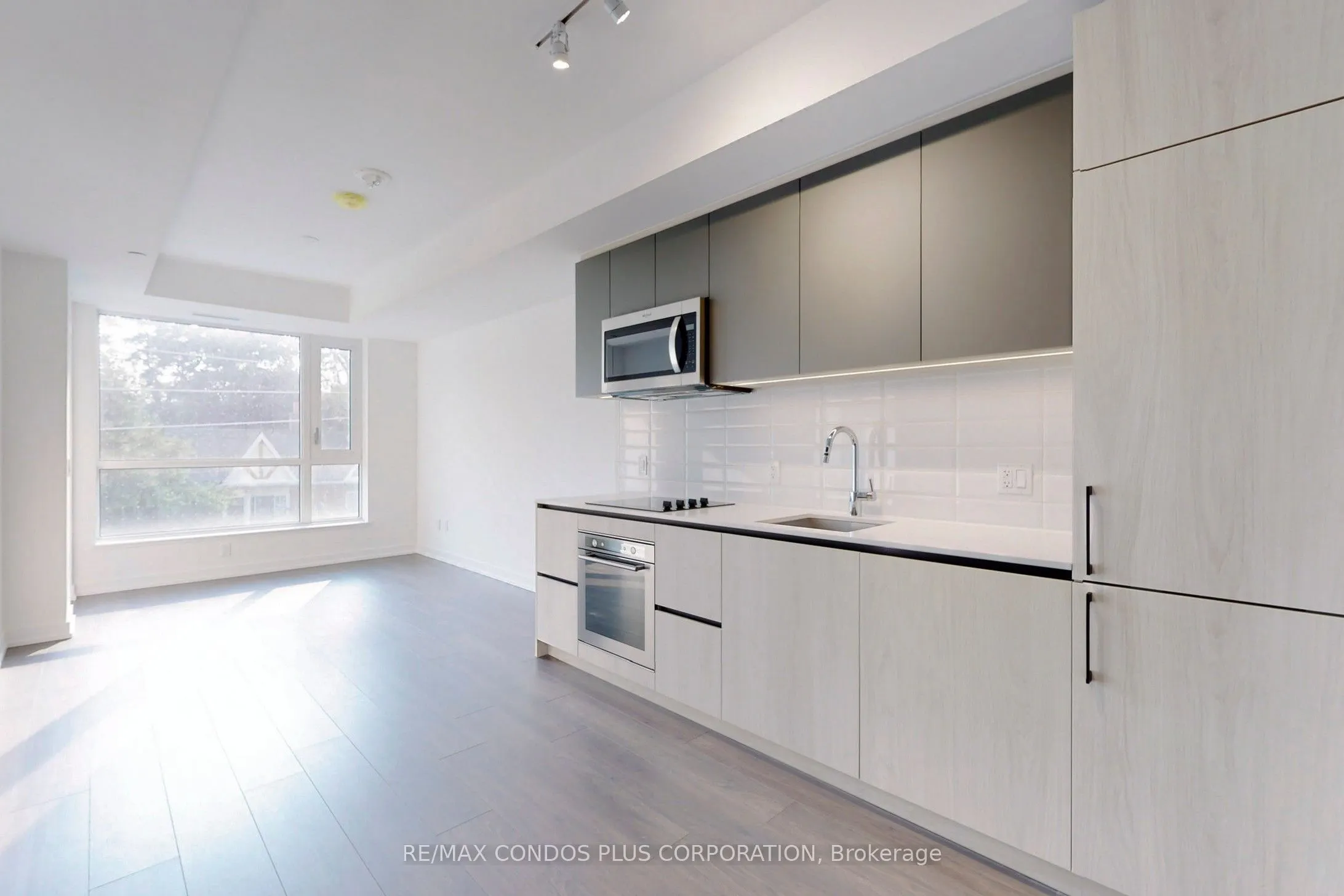 150 Logan Avenue, #305