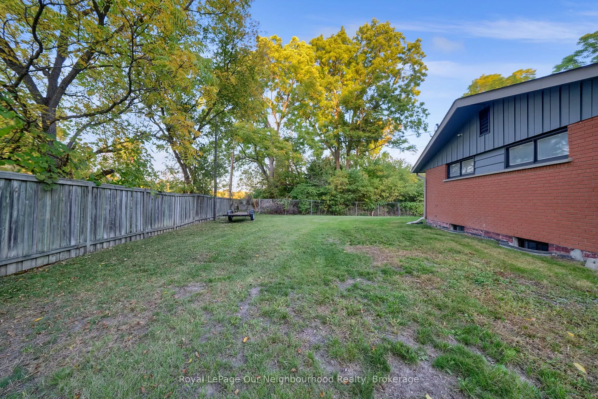 1539 Finch Avenue