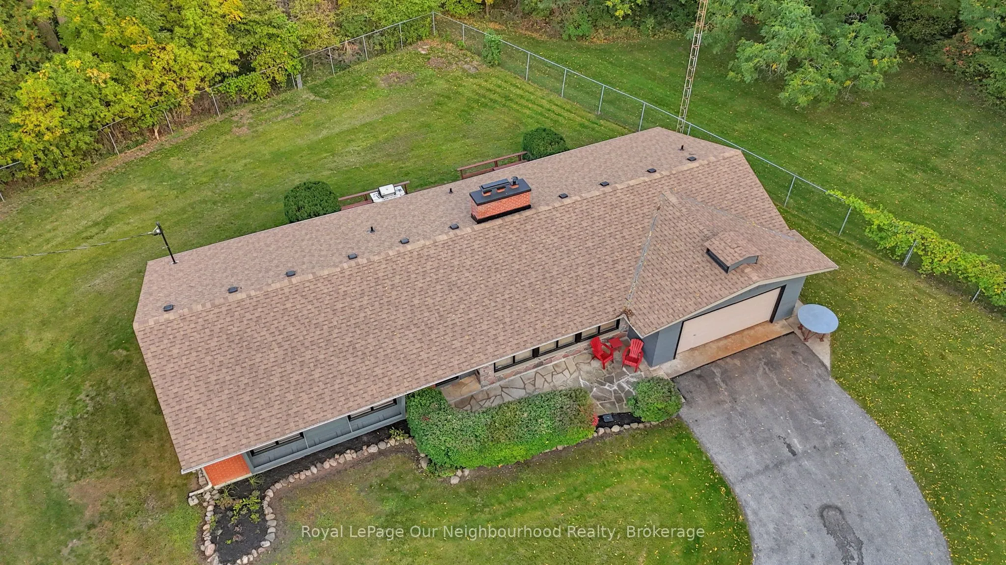 1539 Finch Avenue