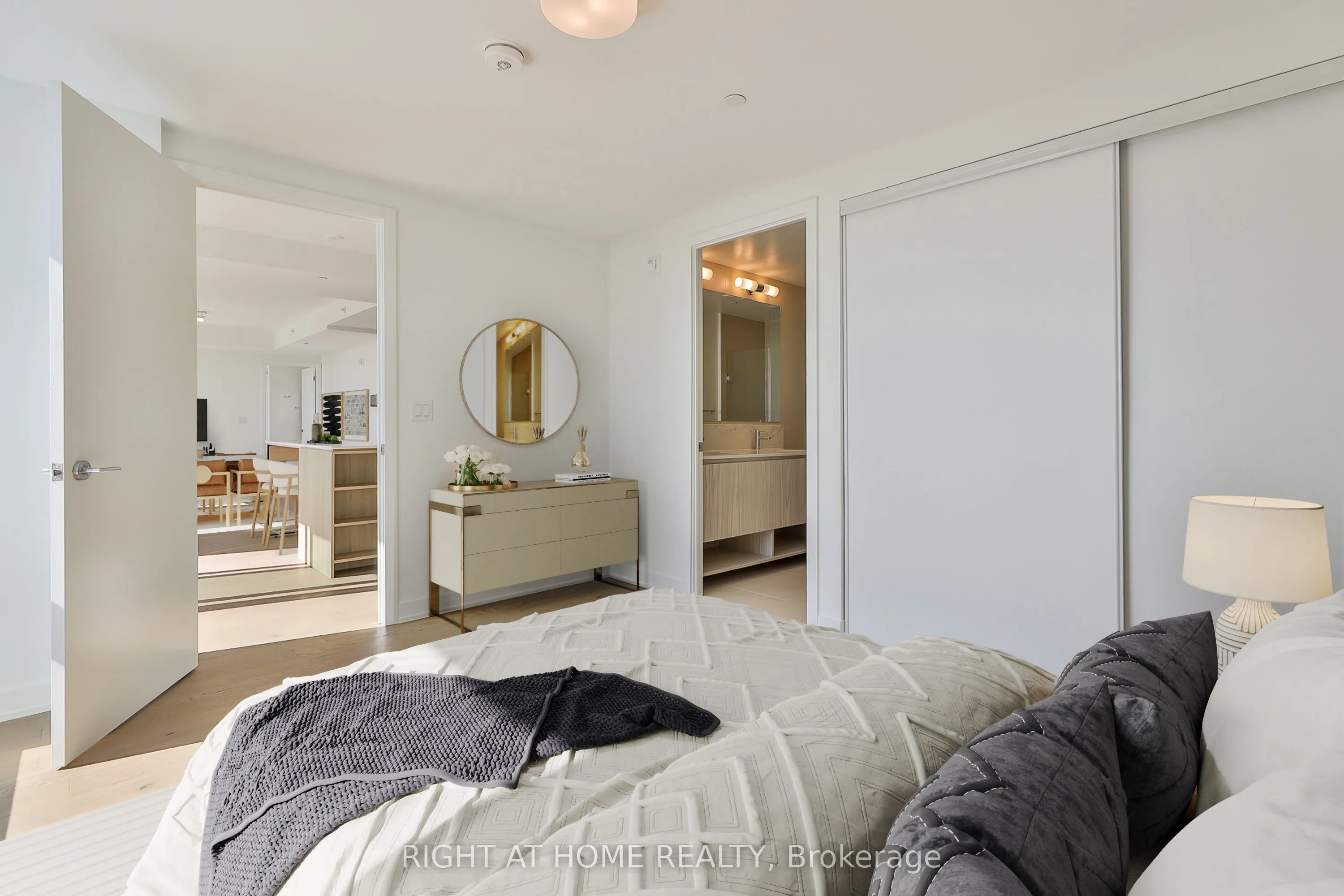 1161 Kingston Road, #601