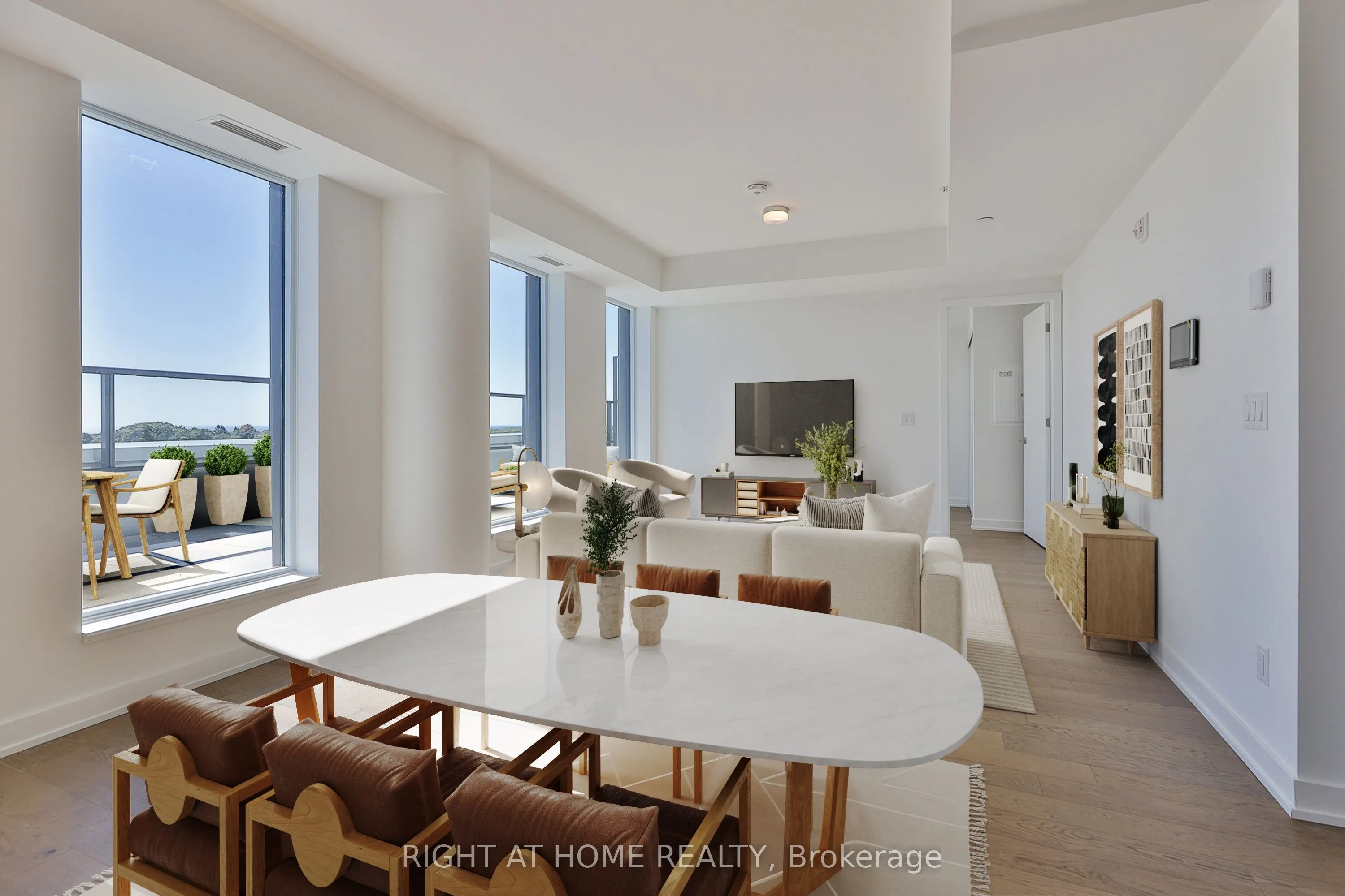 1161 Kingston Road, #601