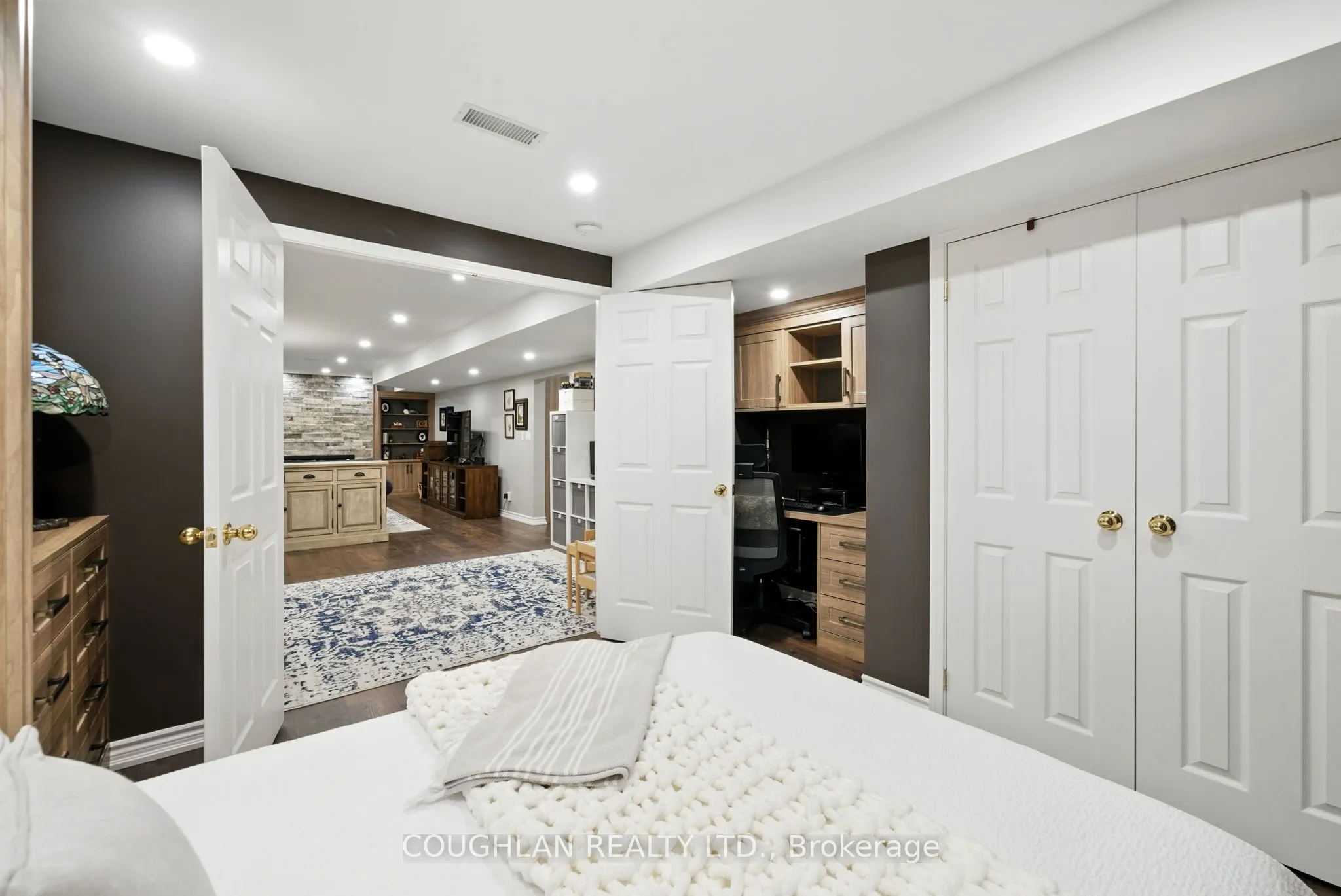 4986 Canso Drive