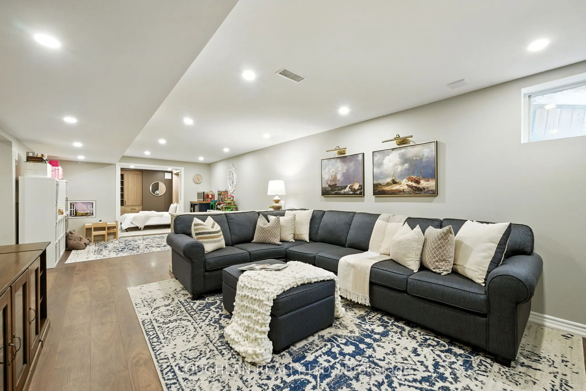 4986 Canso Drive