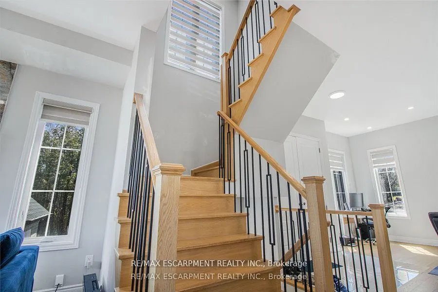 487 Aztec Drive, #2