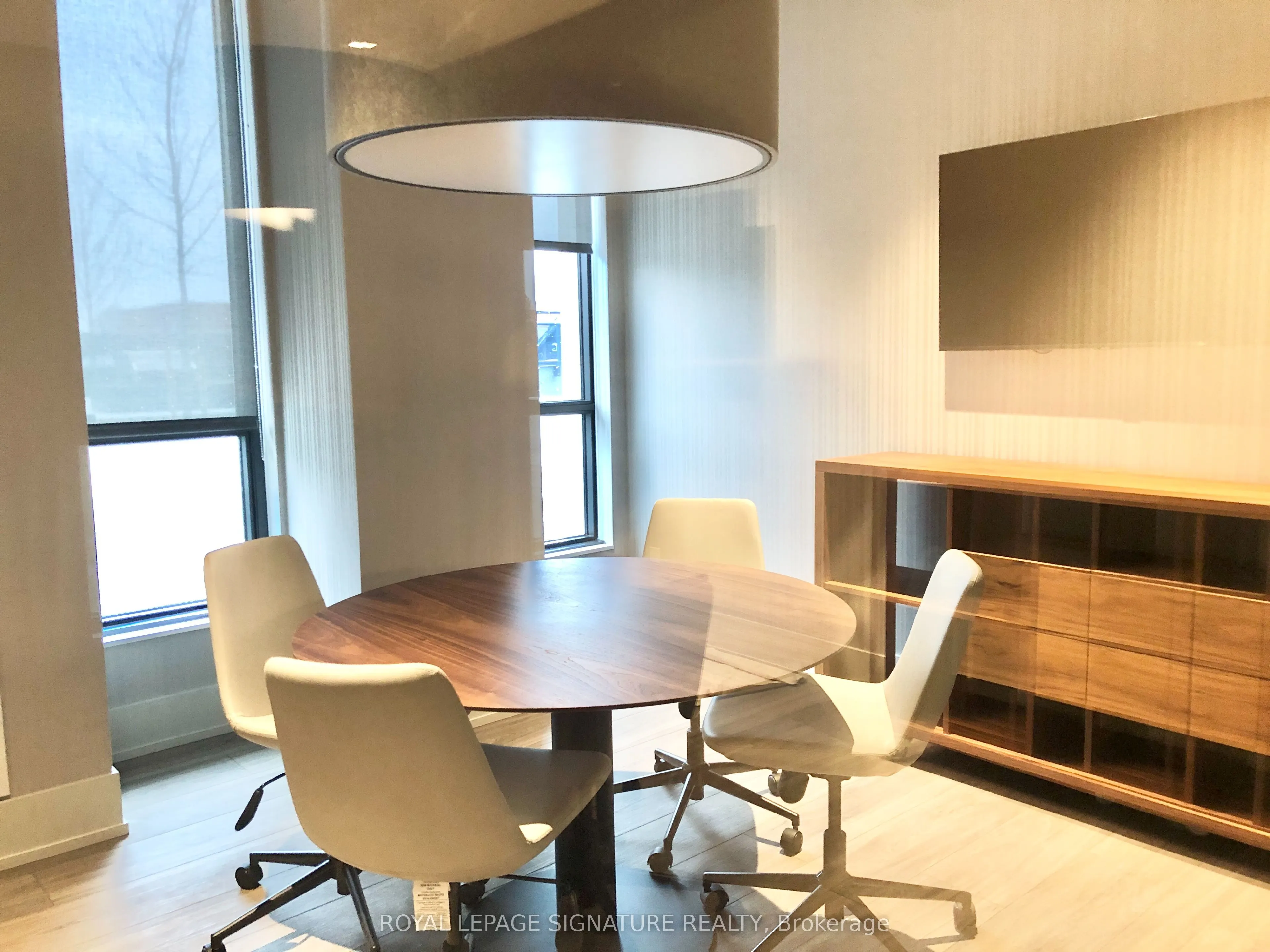 286 Main Street, #1013