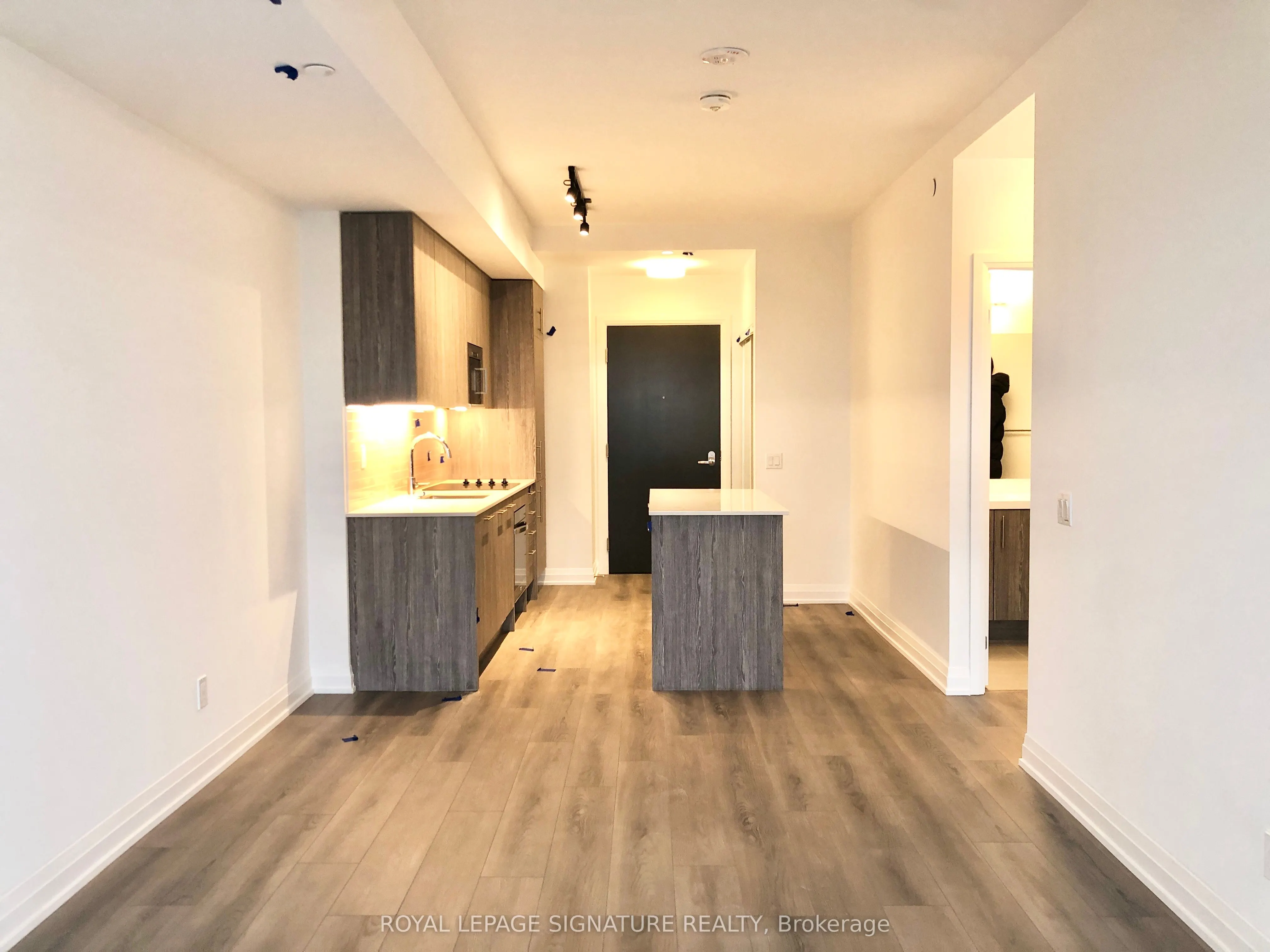 286 Main Street, #1013