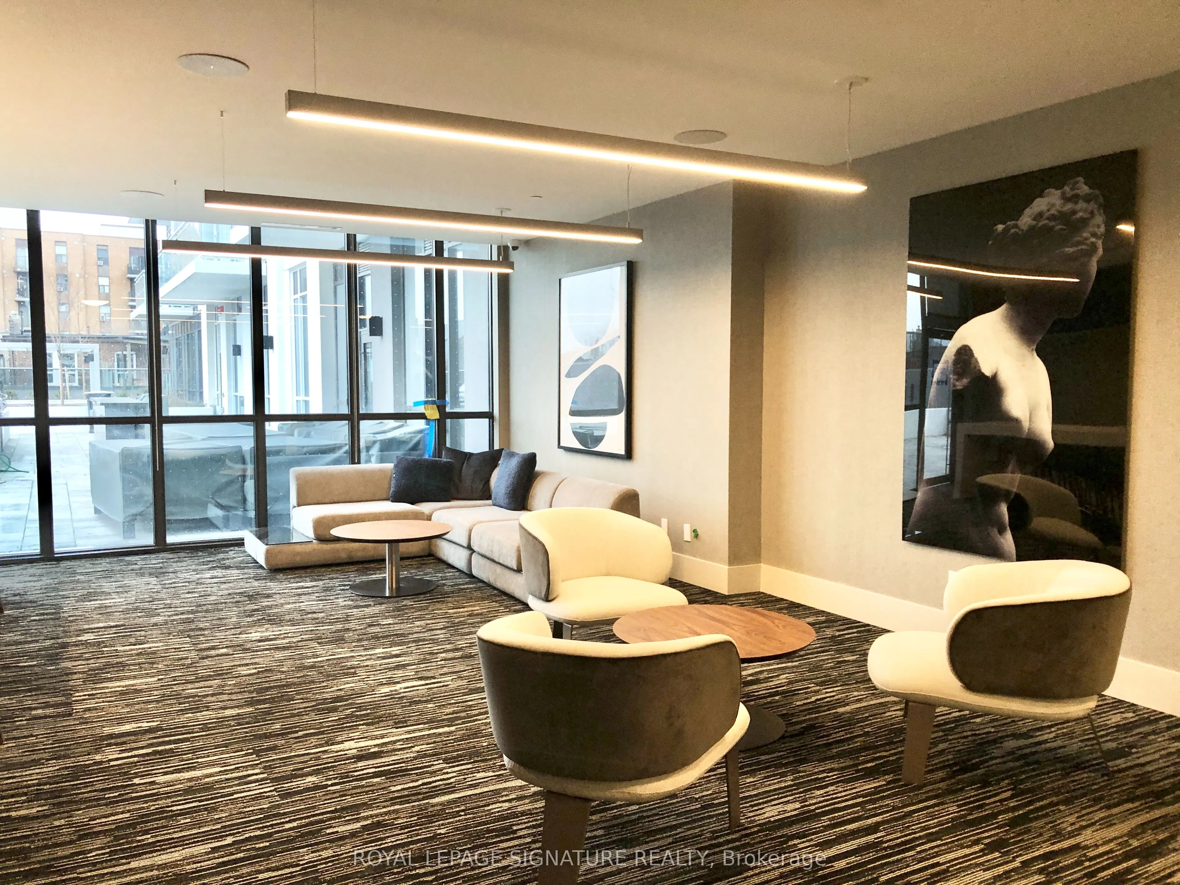286 Main Street, #1013