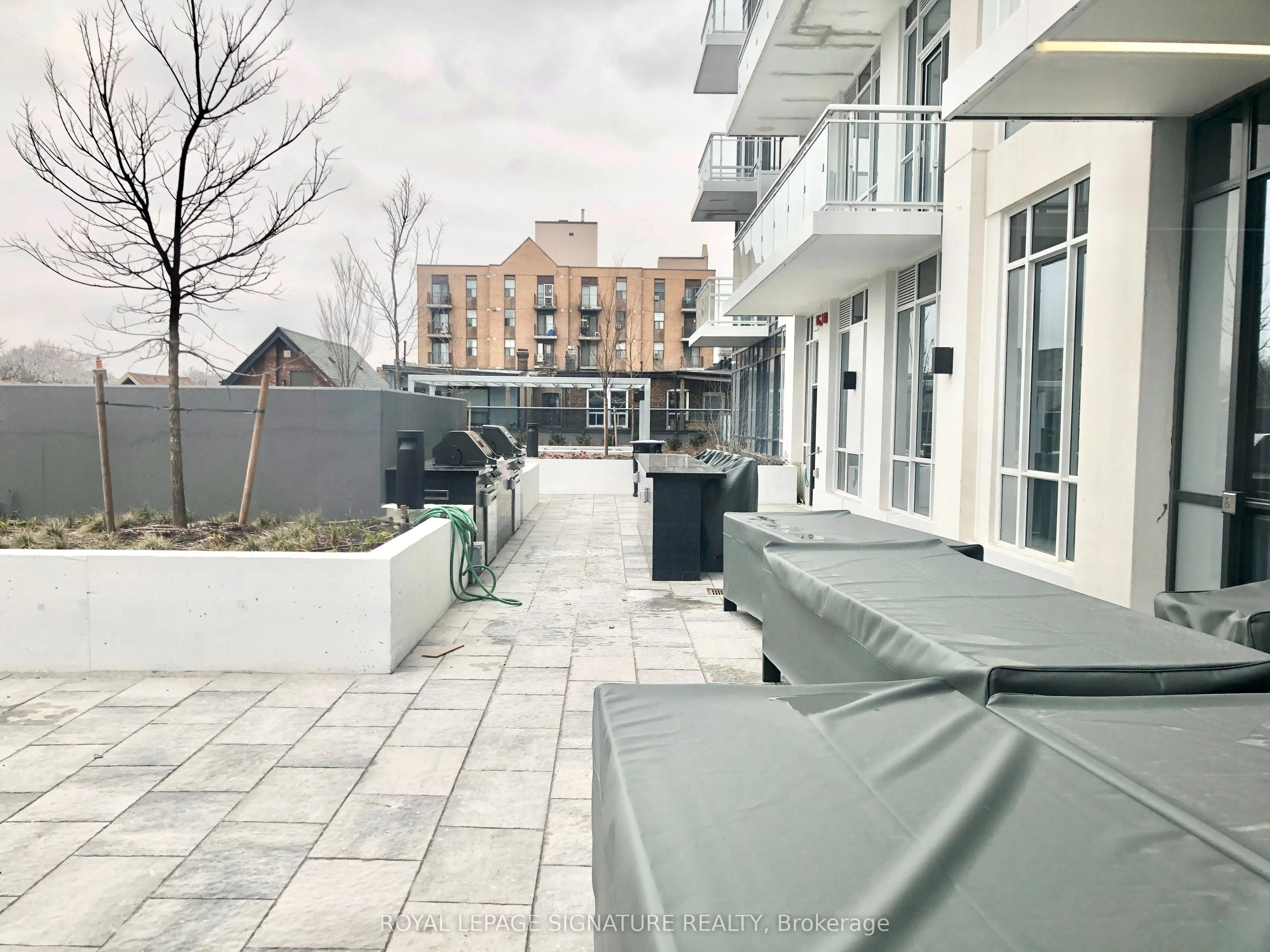 286 Main Street, #1013