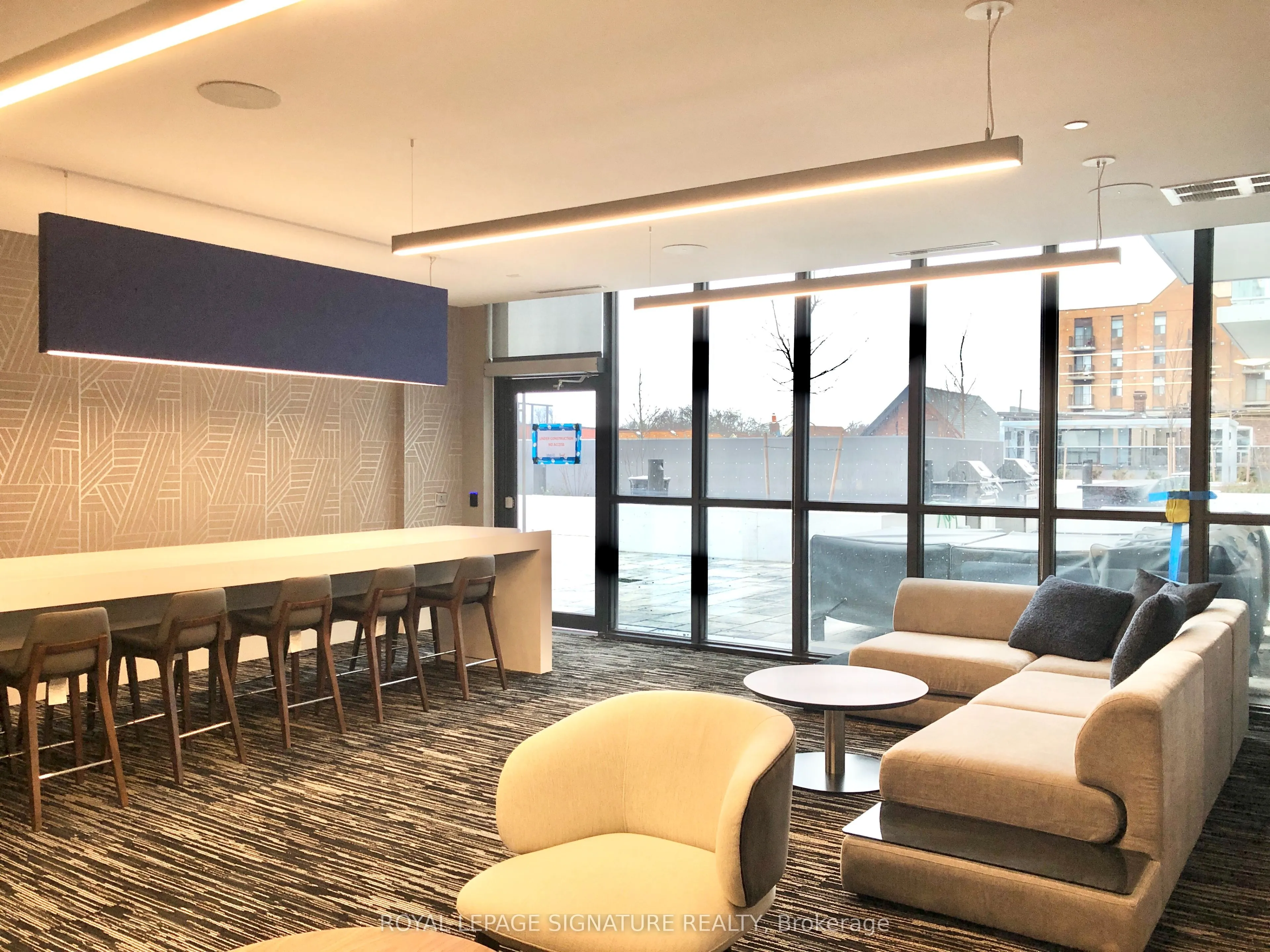 286 Main Street, #1013