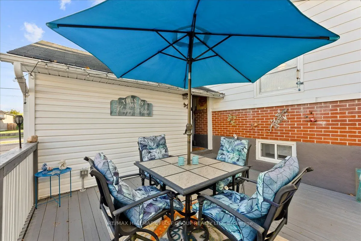 8 Concession Street E