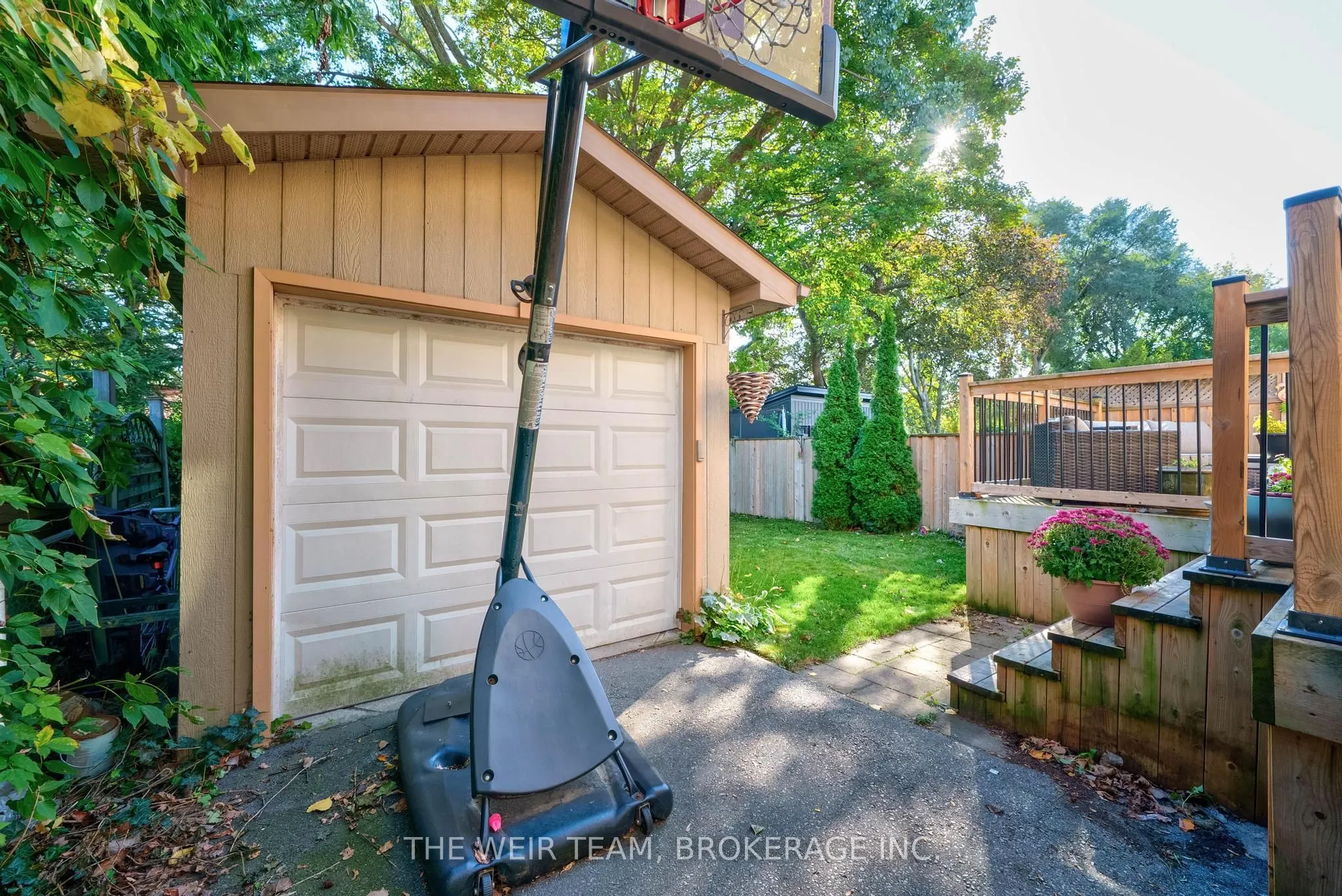 157 Ferris Road
