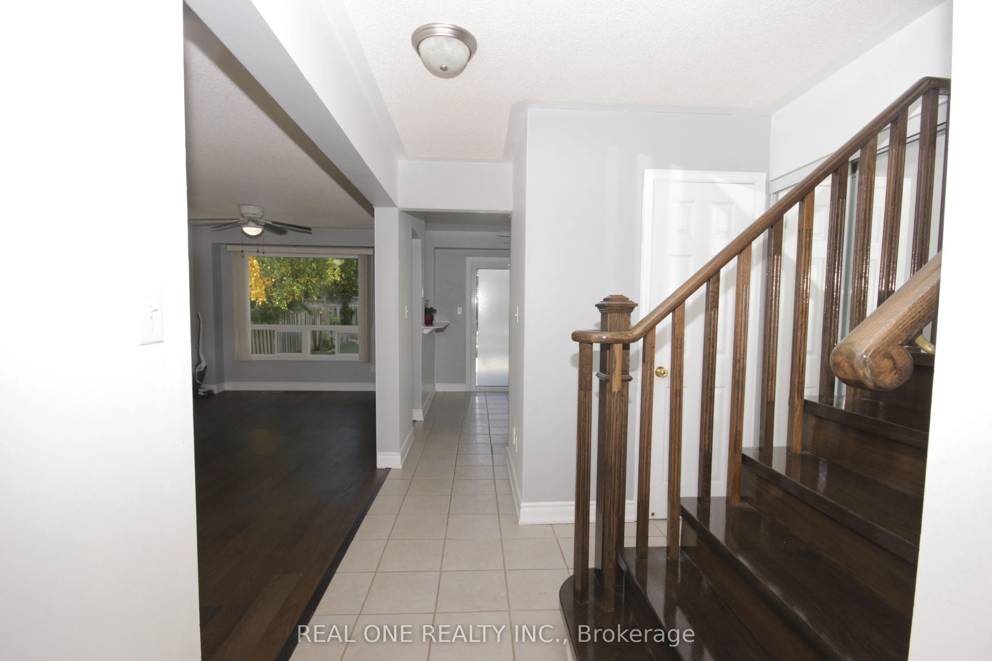 1145 Timberland Crescent