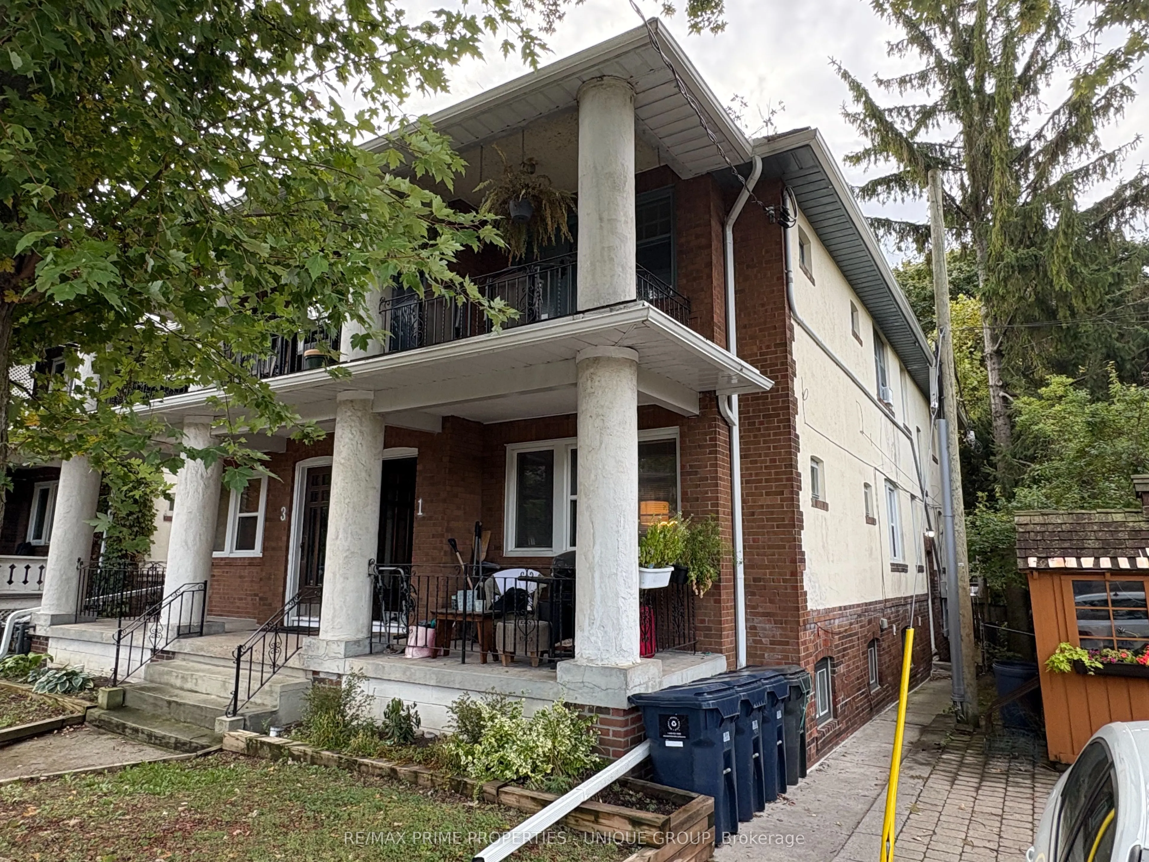 1 Bonfield Avenue