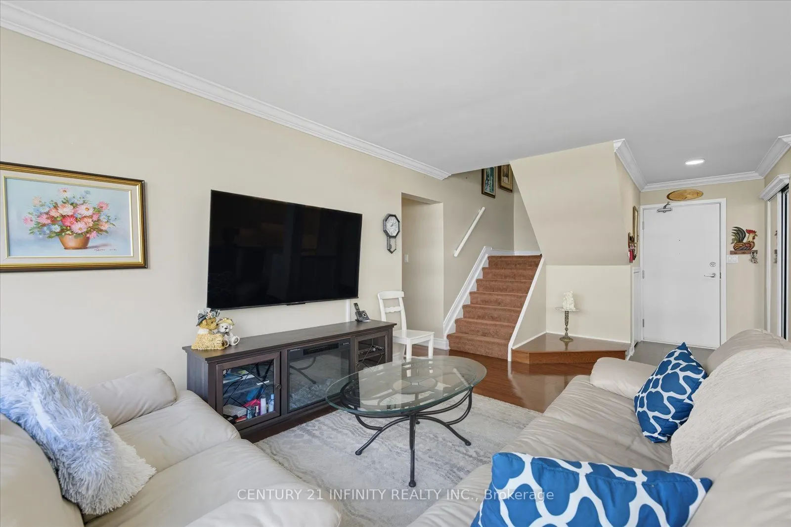 50 Richmond Street E, #635